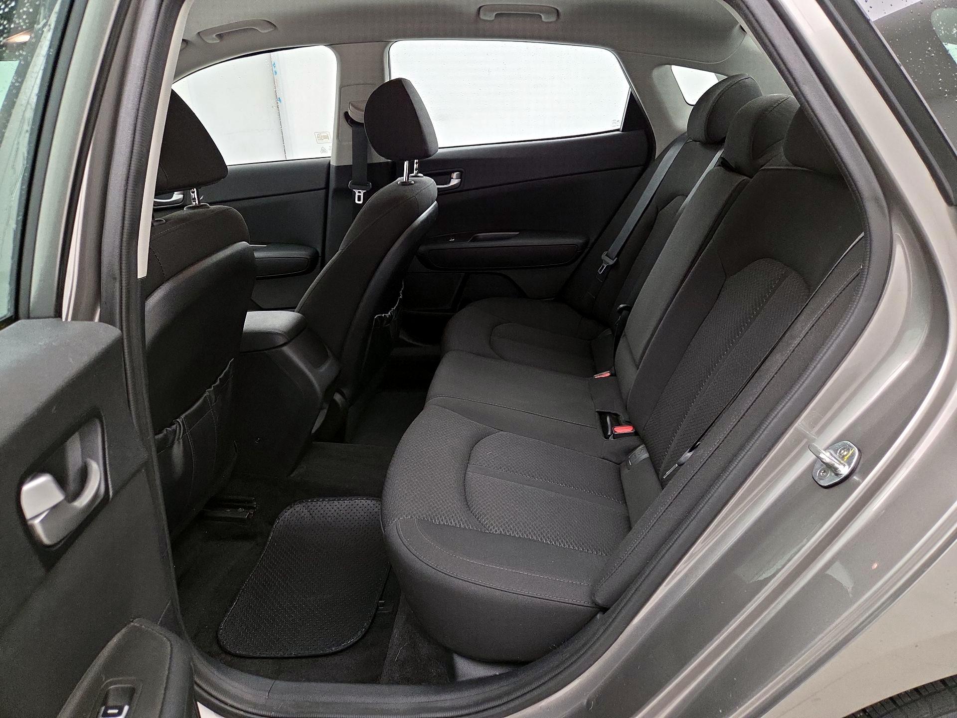 Thumbnail: 2018 Kia Optima - 19