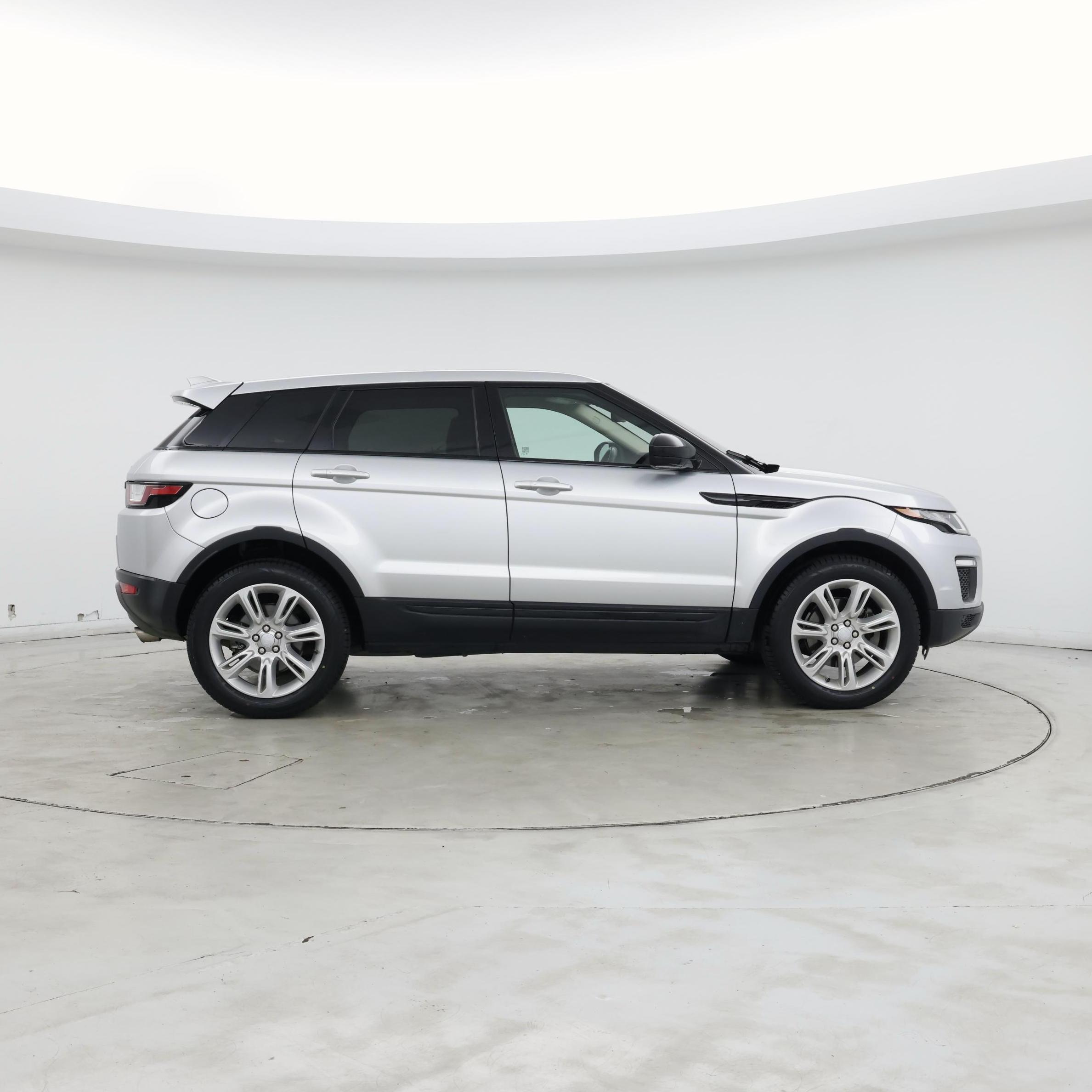Thumbnail: 2019 Land Rover Range Rover Evoque - 7