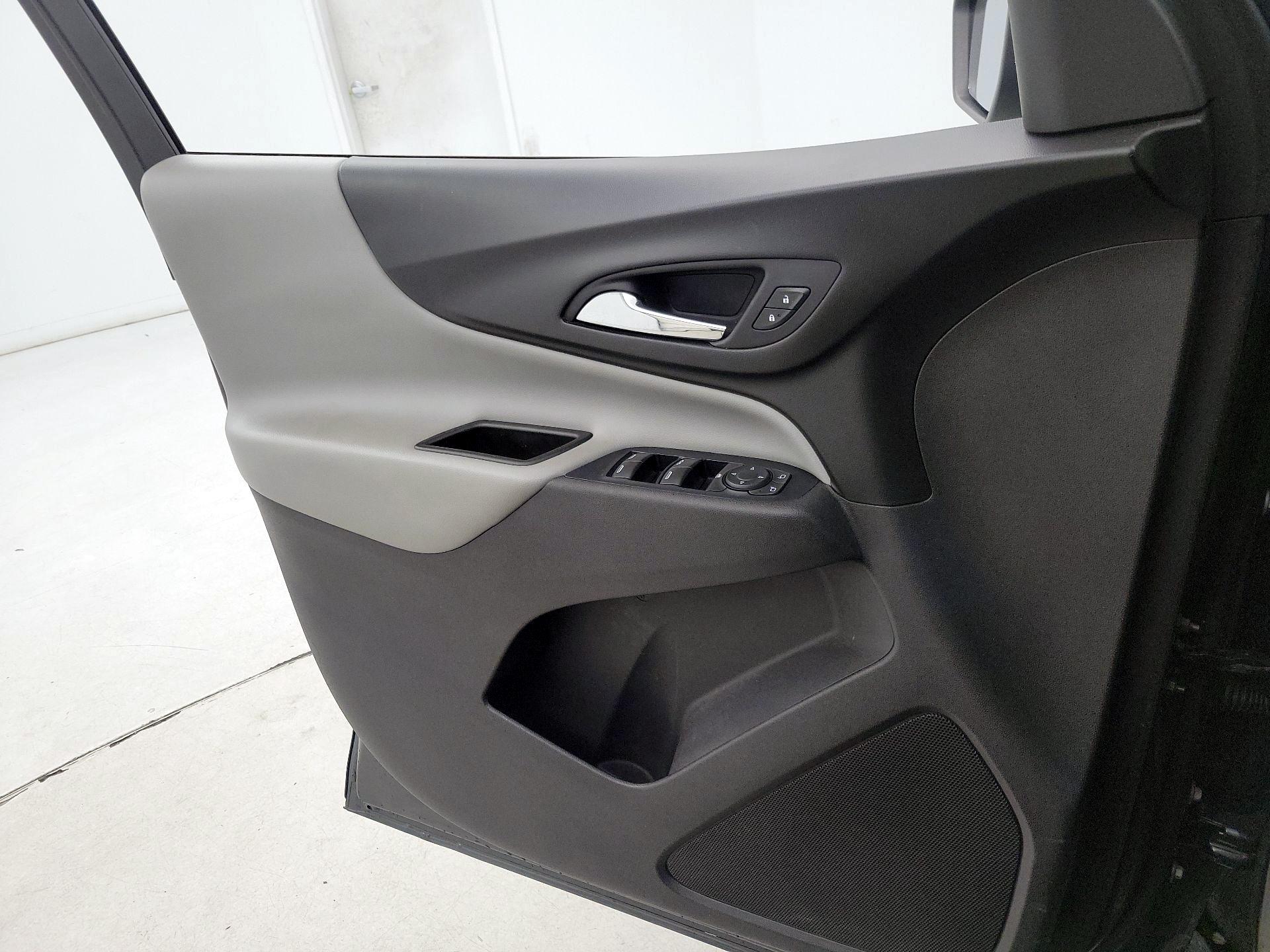 Thumbnail: 2019 Chevrolet Equinox - 12