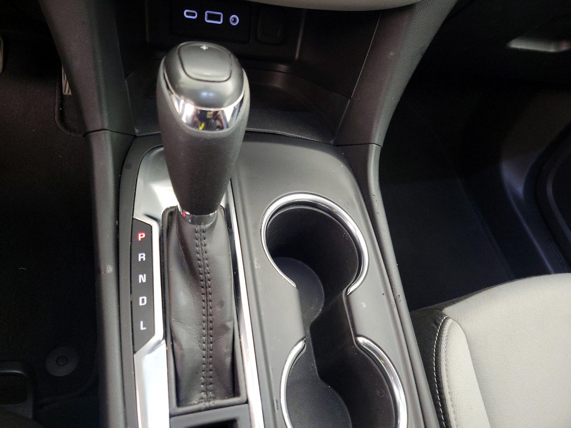 Thumbnail: 2019 Chevrolet Equinox - 17