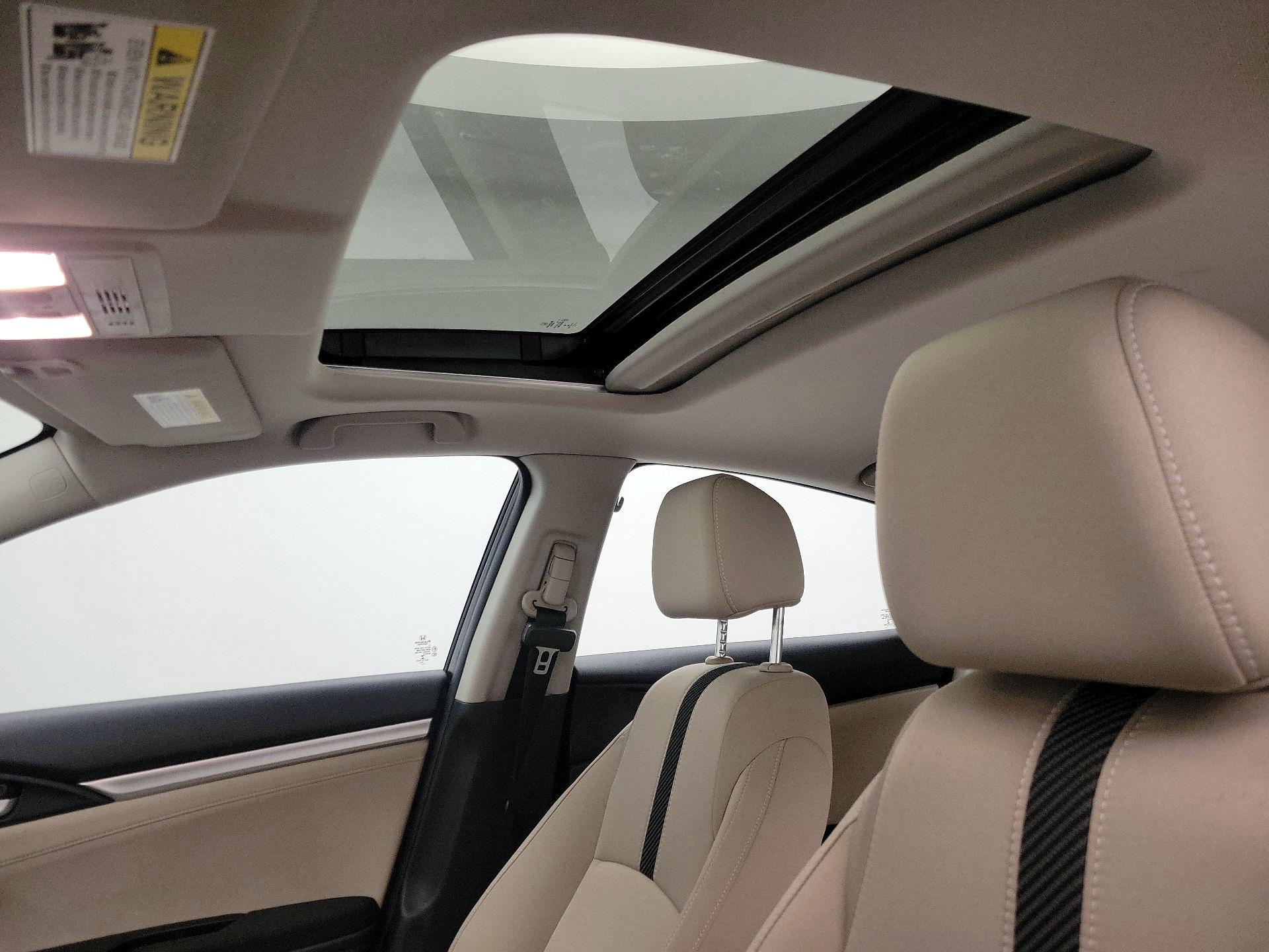 Thumbnail: 2017 Honda Civic - 19