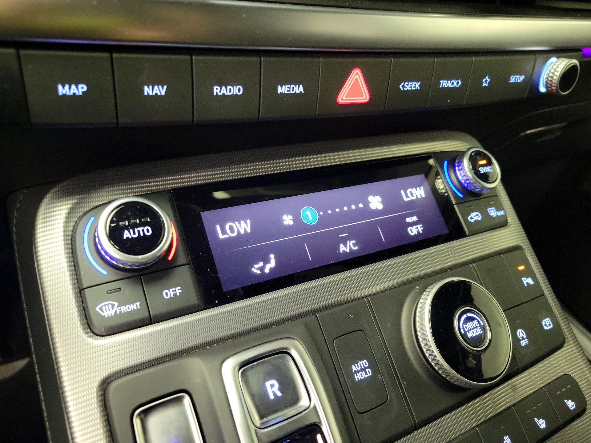 Thumbnail: 2023 Hyundai Palisade - 16