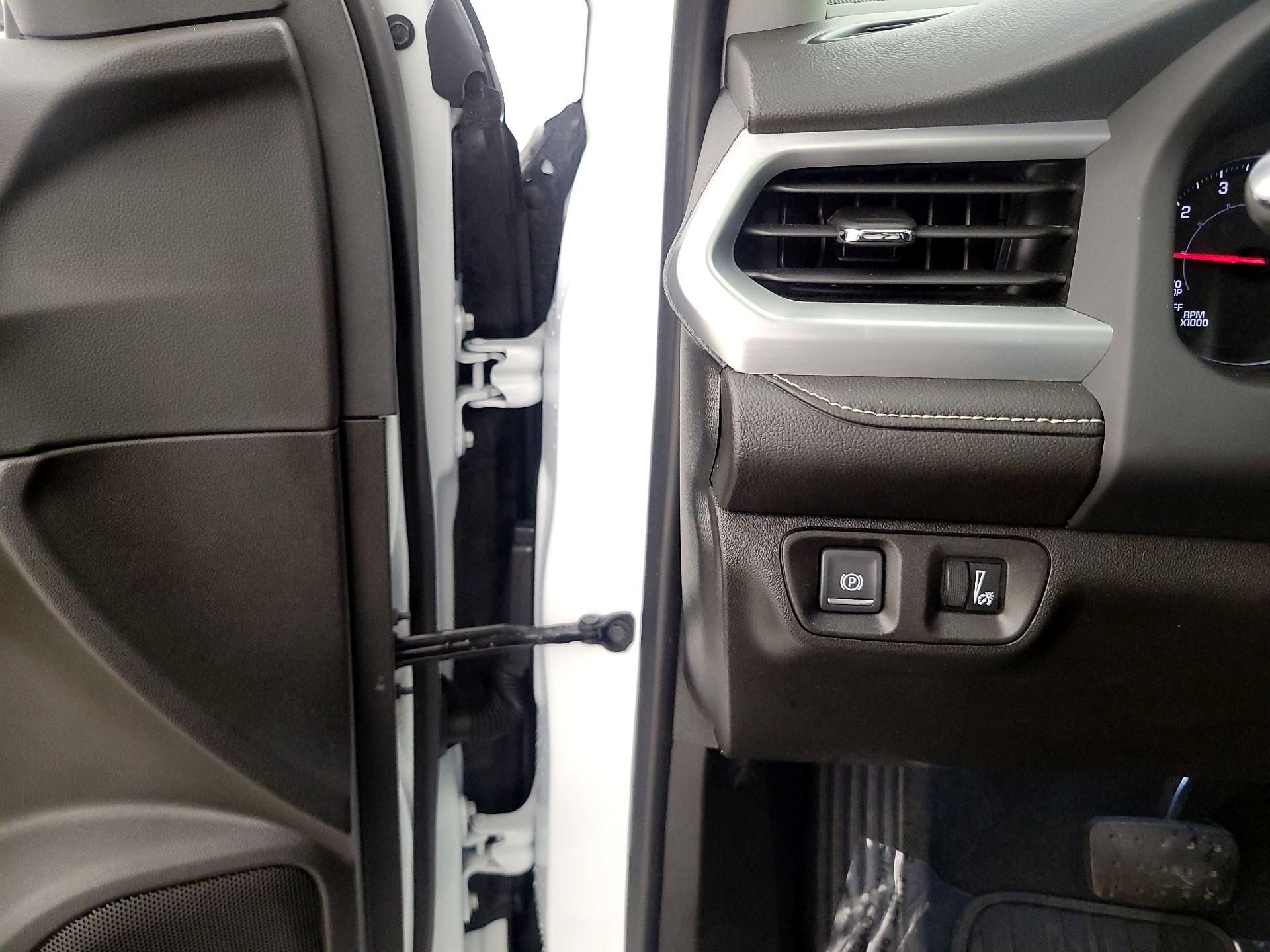 Thumbnail: 2023 GMC Acadia - 13