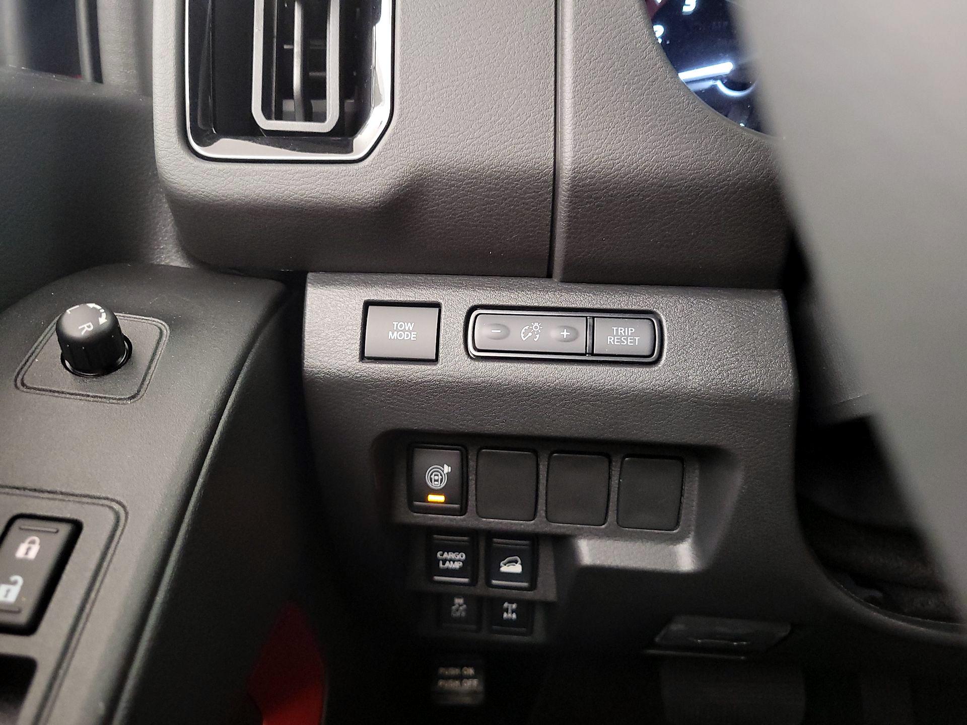 Thumbnail: 2025 Nissan Frontier - 13