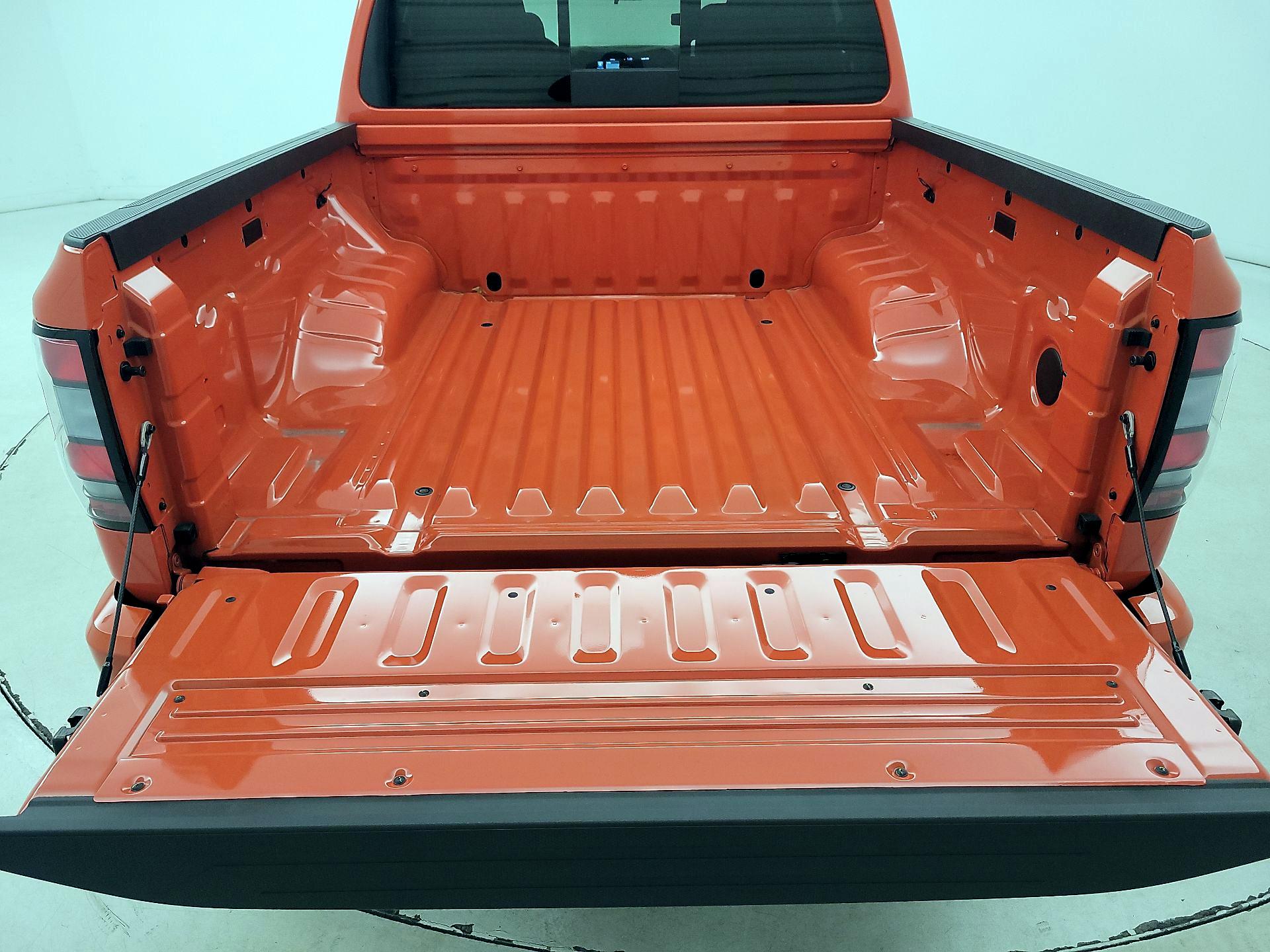 Thumbnail: 2025 Nissan Frontier - 20