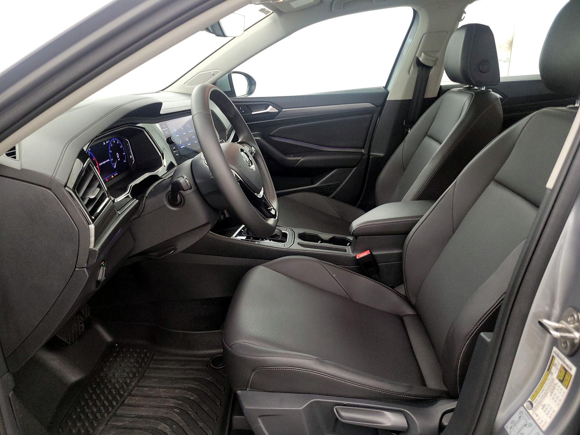 Thumbnail: 2020 Volkswagen Jetta - 11