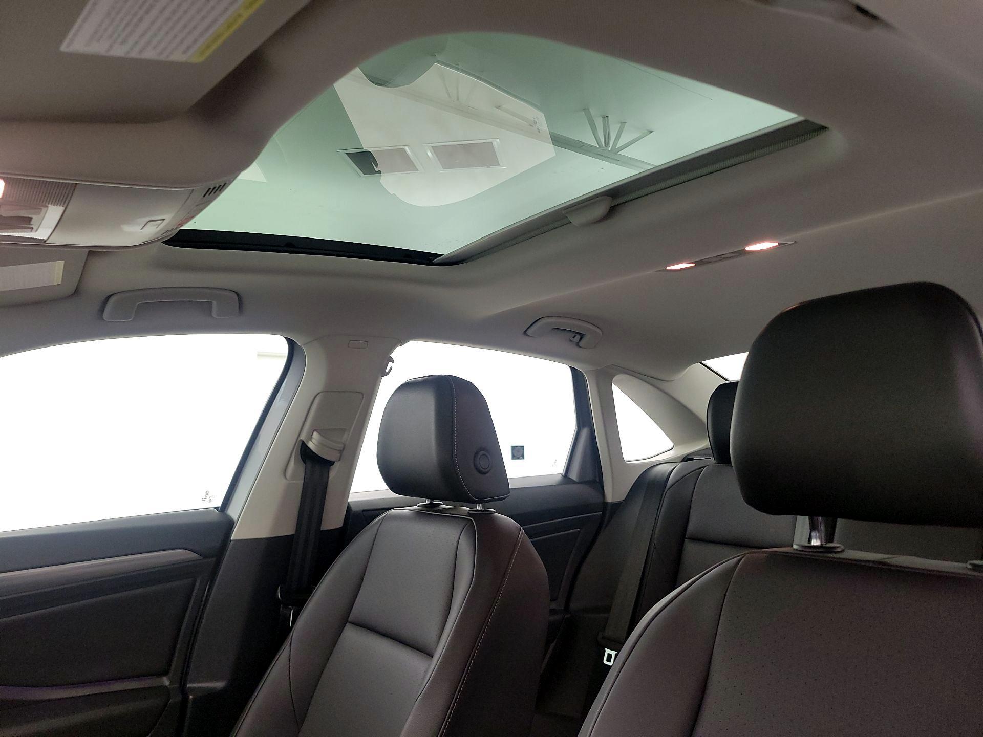 Thumbnail: 2020 Volkswagen Jetta - 19