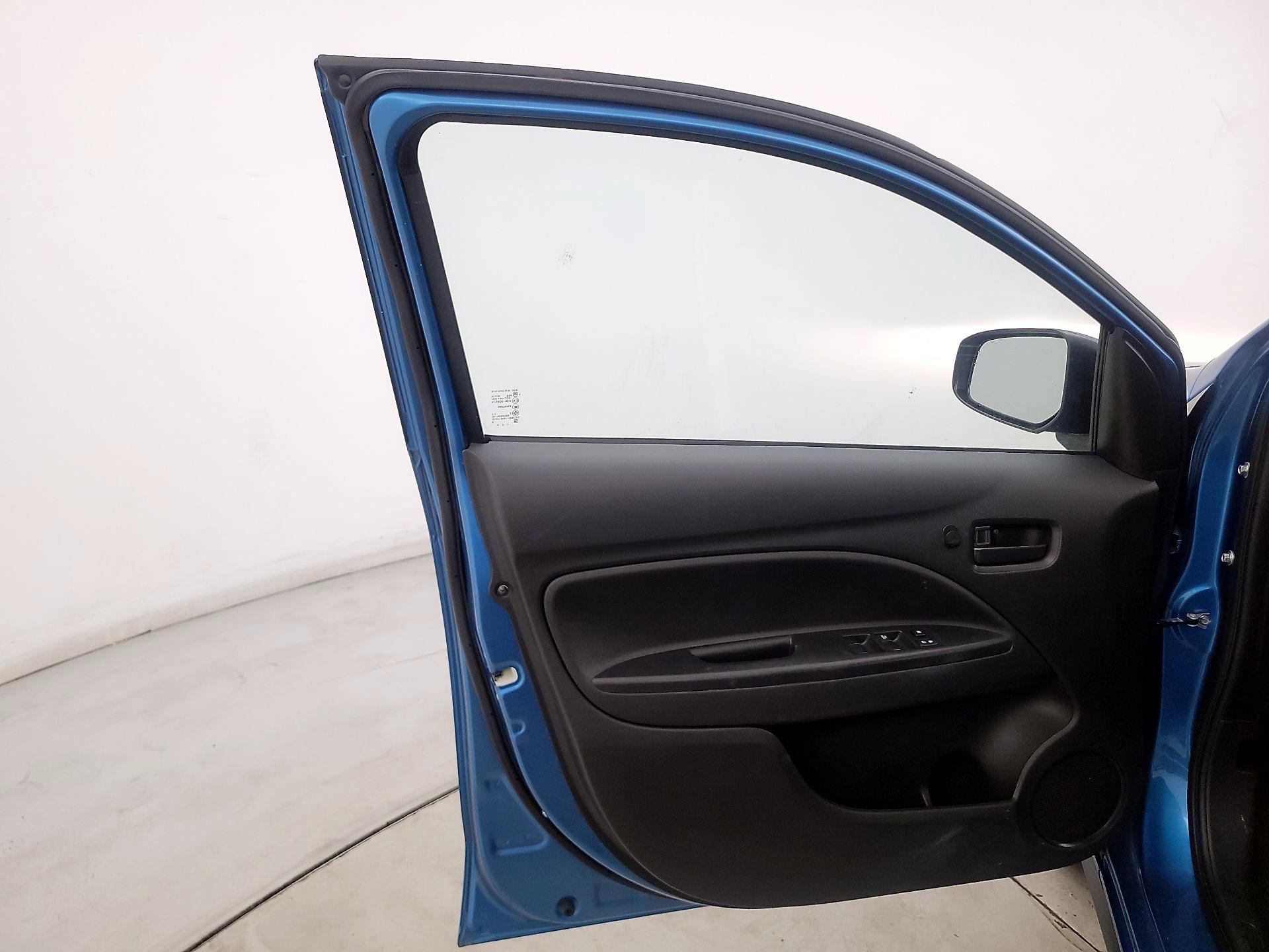 Thumbnail: 2018 Mitsubishi Mirage - 12