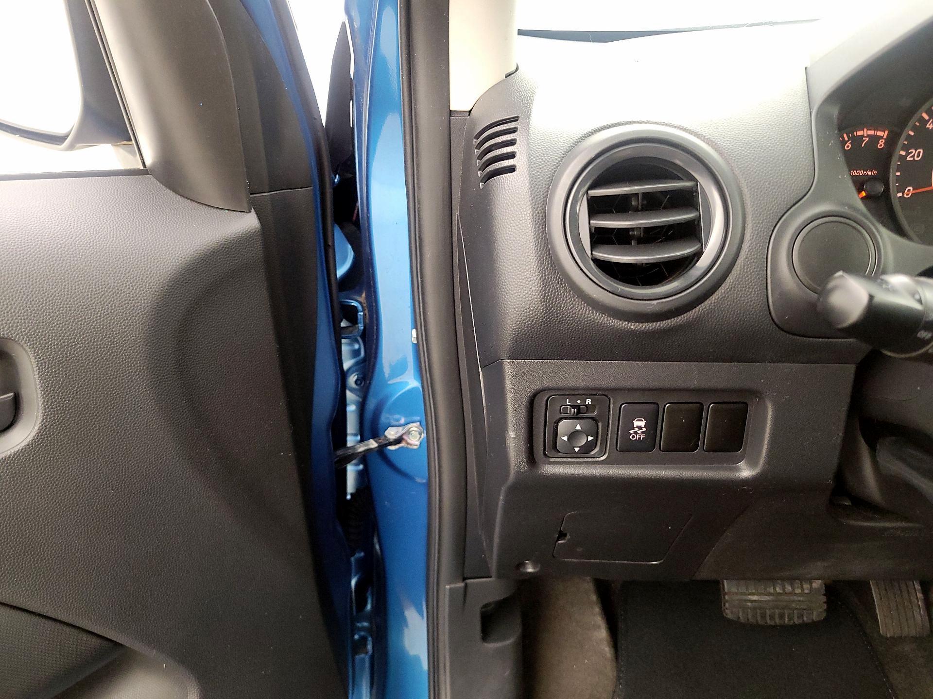 Thumbnail: 2018 Mitsubishi Mirage - 13