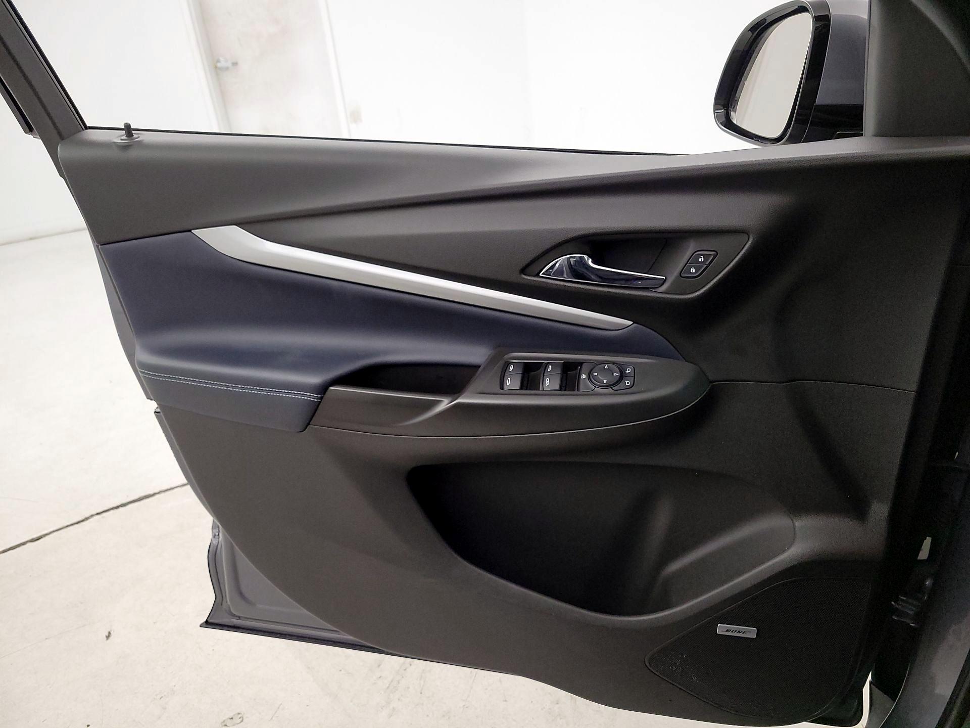 Thumbnail: 2022 Chevrolet Bolt EUV - 12