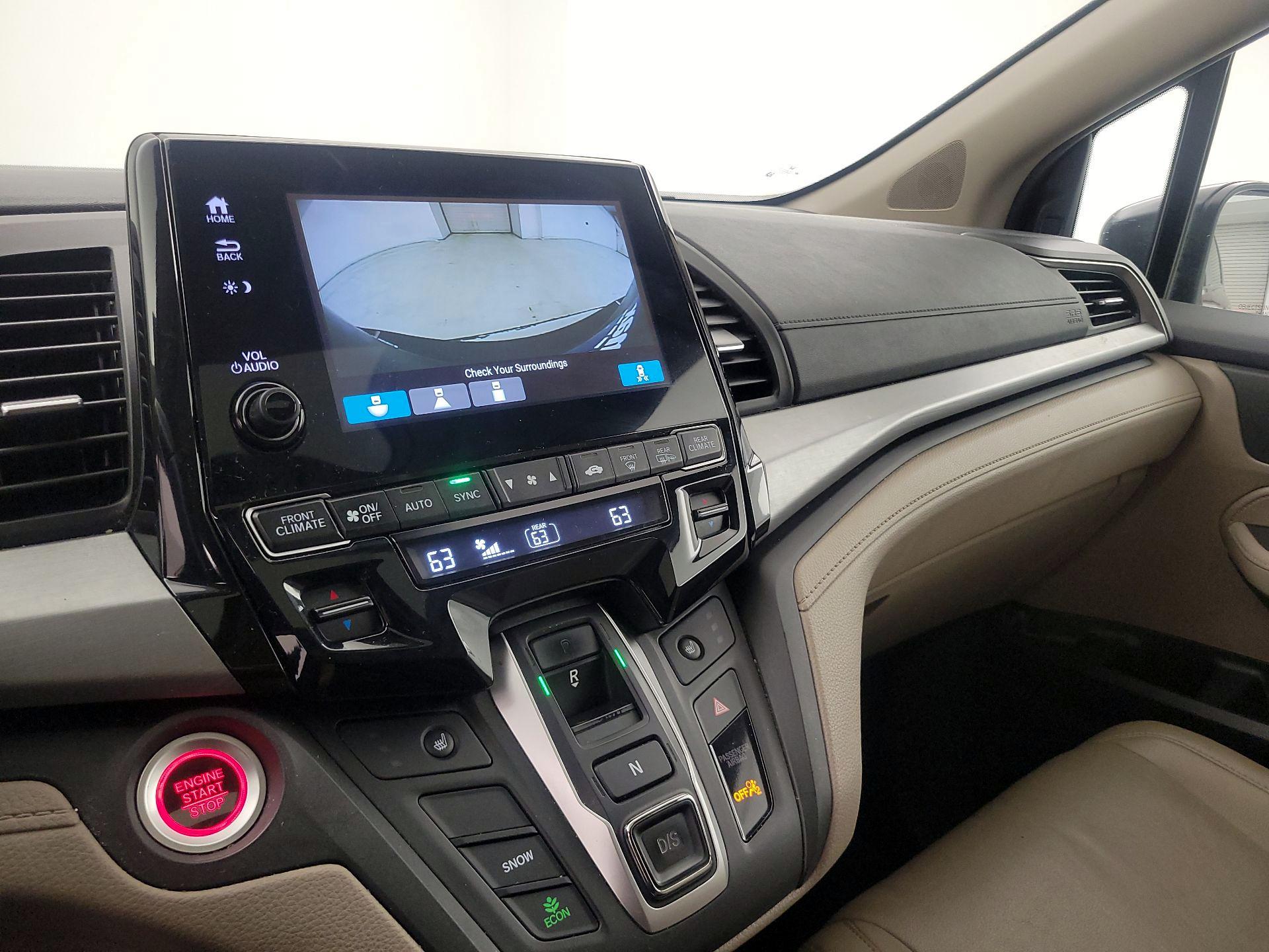 Thumbnail: 2019 Honda Odyssey - 14