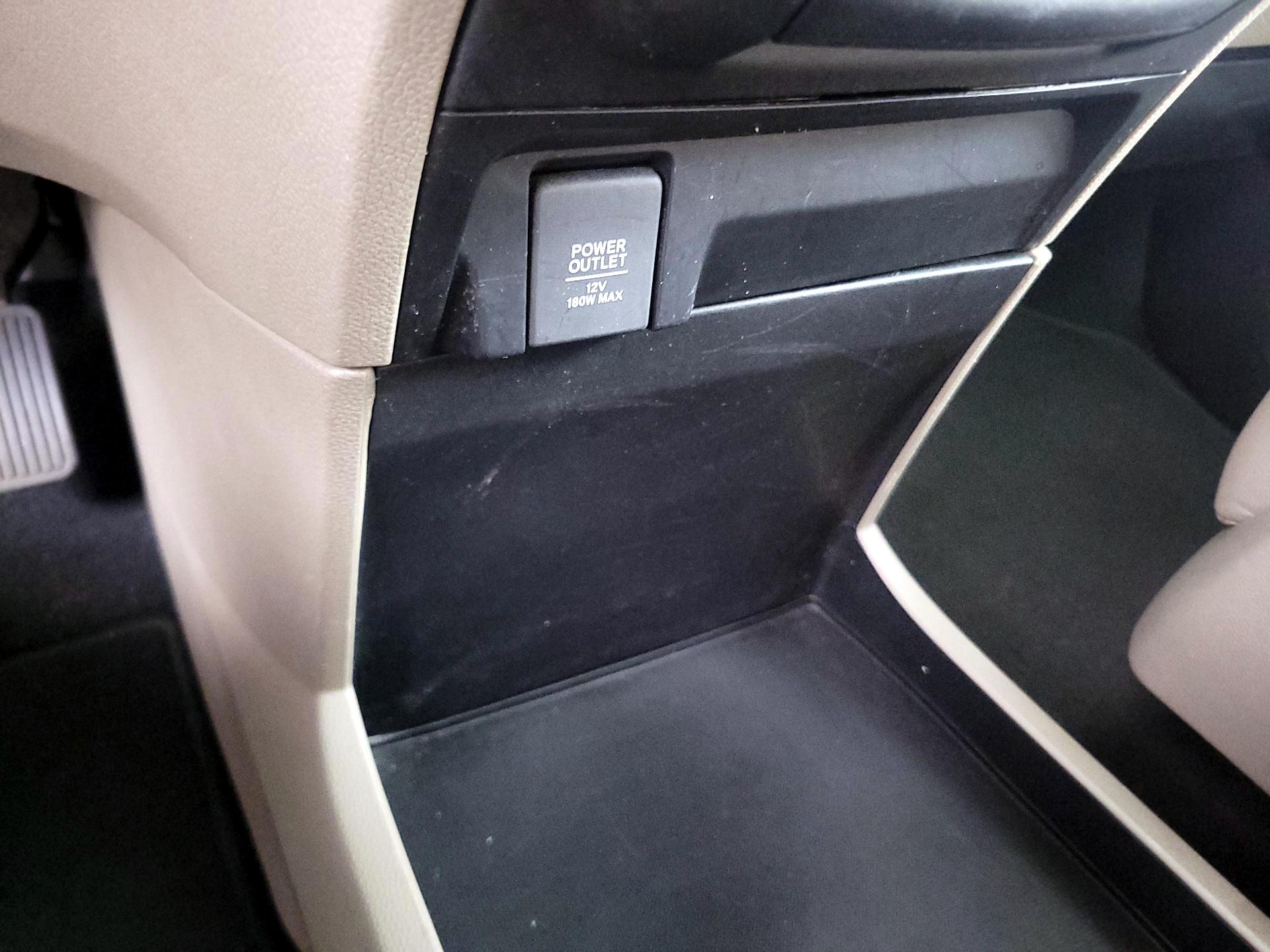 Thumbnail: 2019 Honda Odyssey - 18