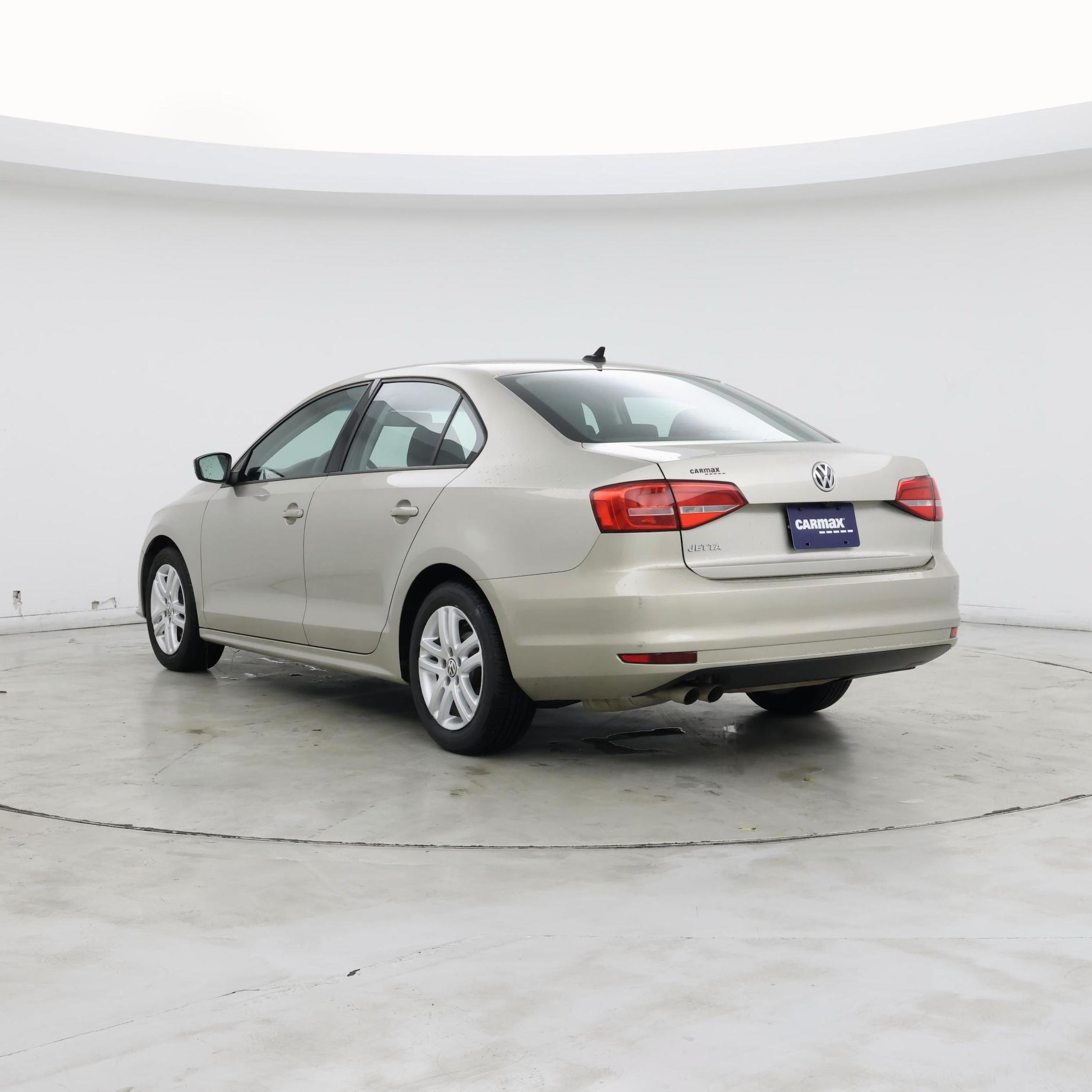 Thumbnail: 2015 Volkswagen Jetta - 2