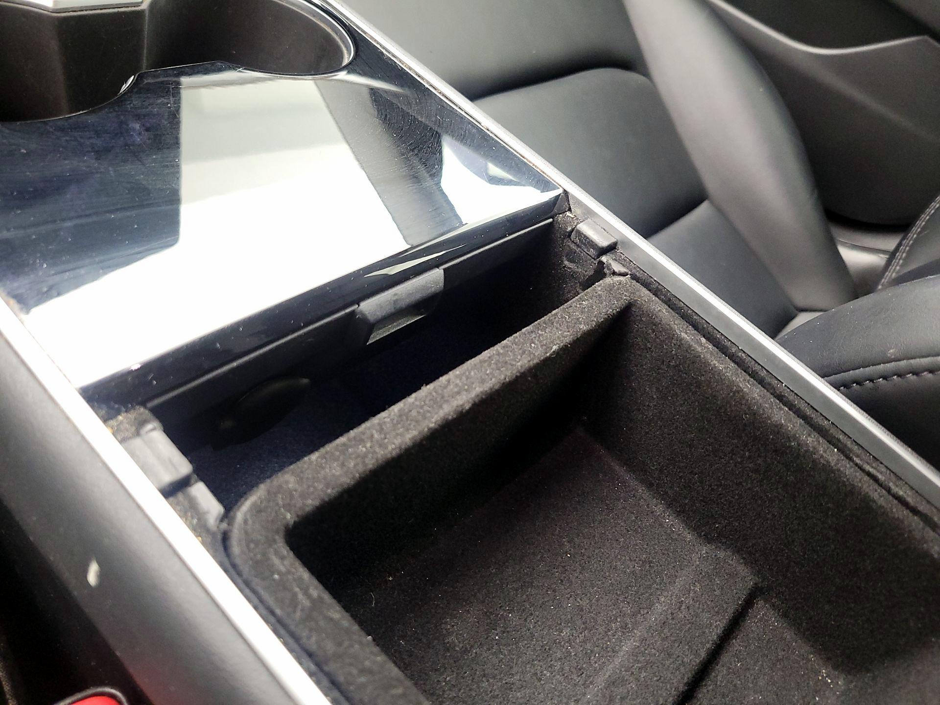 Thumbnail: 2020 Tesla Model 3 - 18