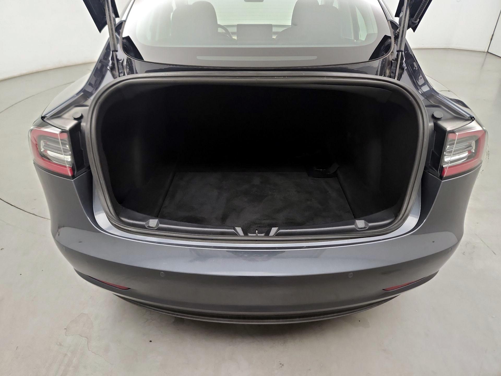 Thumbnail: 2020 Tesla Model 3 - 18