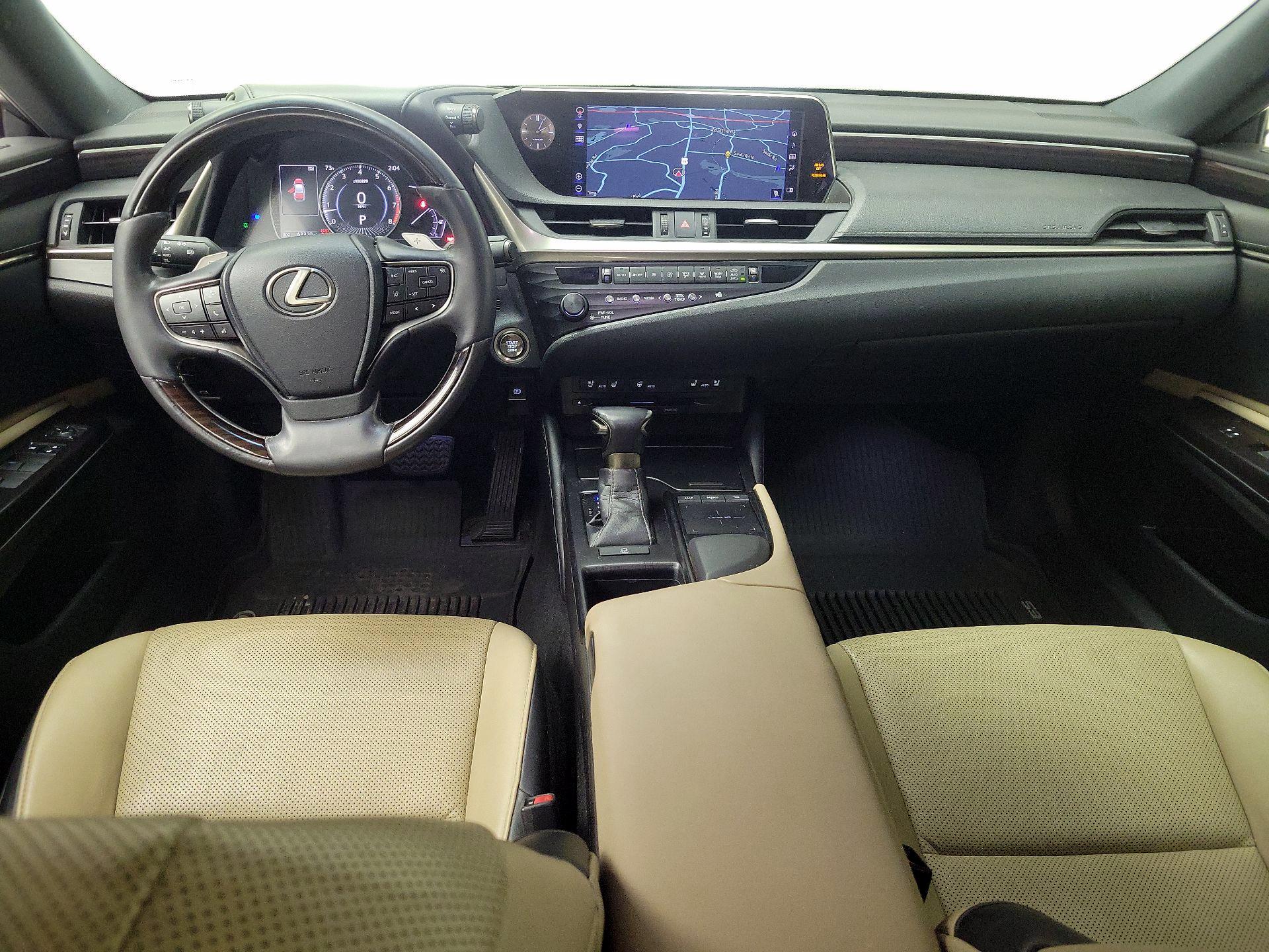 Thumbnail: 2019 Lexus ES - 9