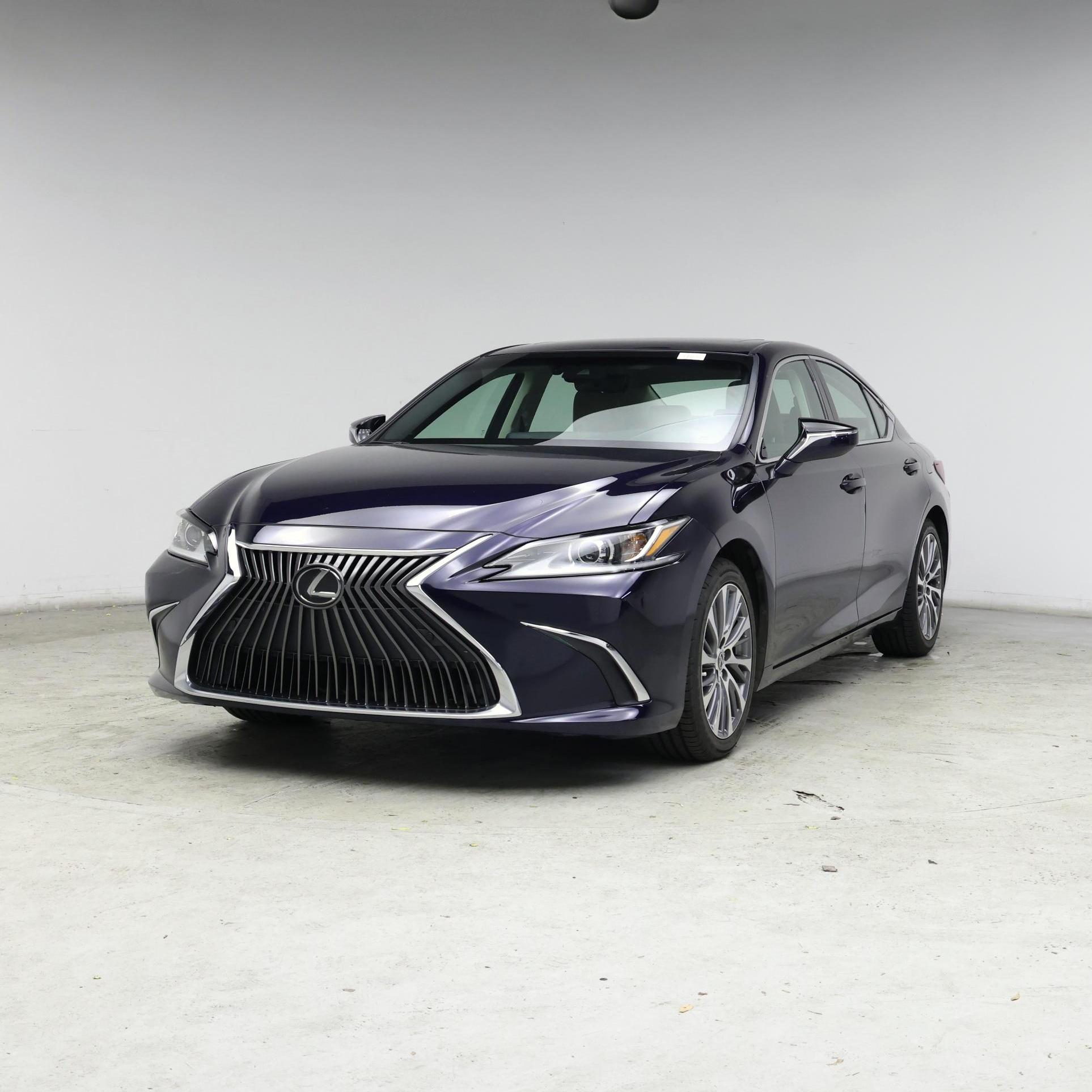 Thumbnail: 2019 Lexus ES - 4