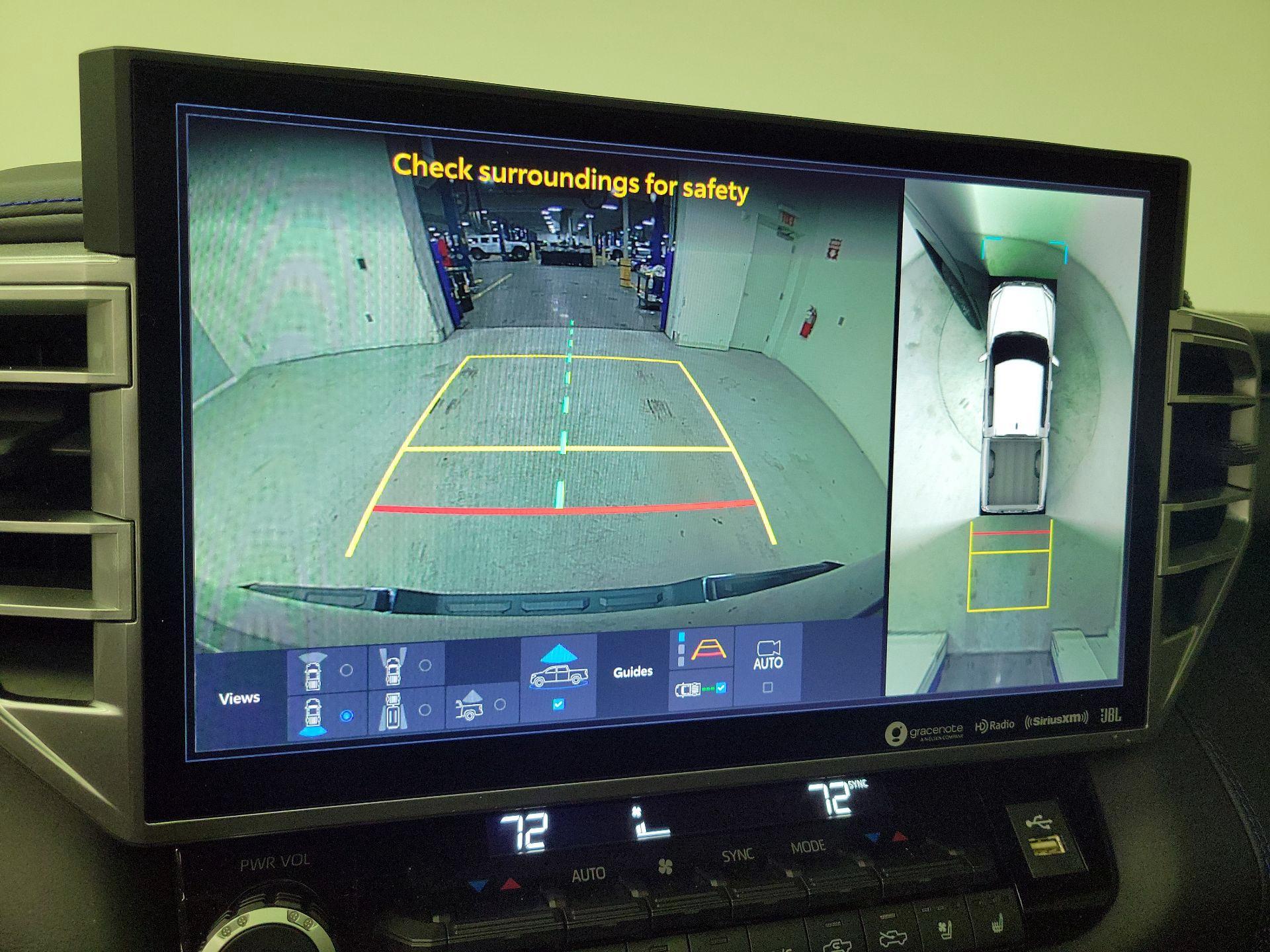 Thumbnail: 2022 Toyota Tundra - 14