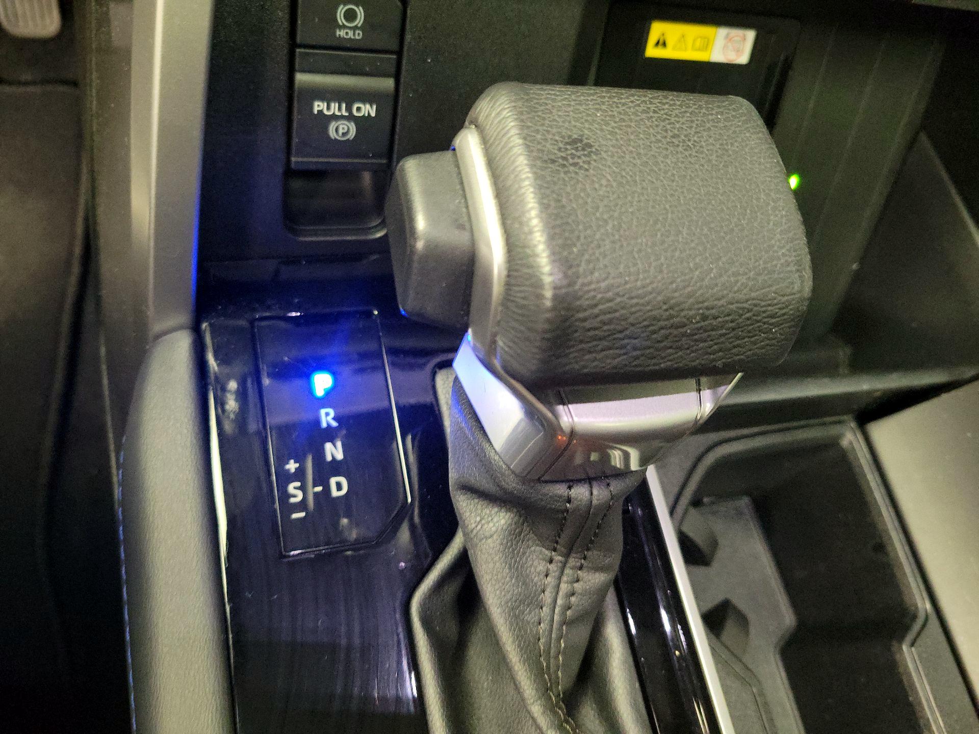 Thumbnail: 2022 Toyota Tundra - 17