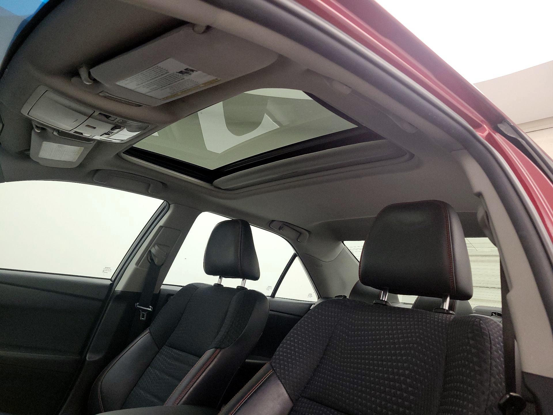 Thumbnail: 2015 Toyota Camry - 19