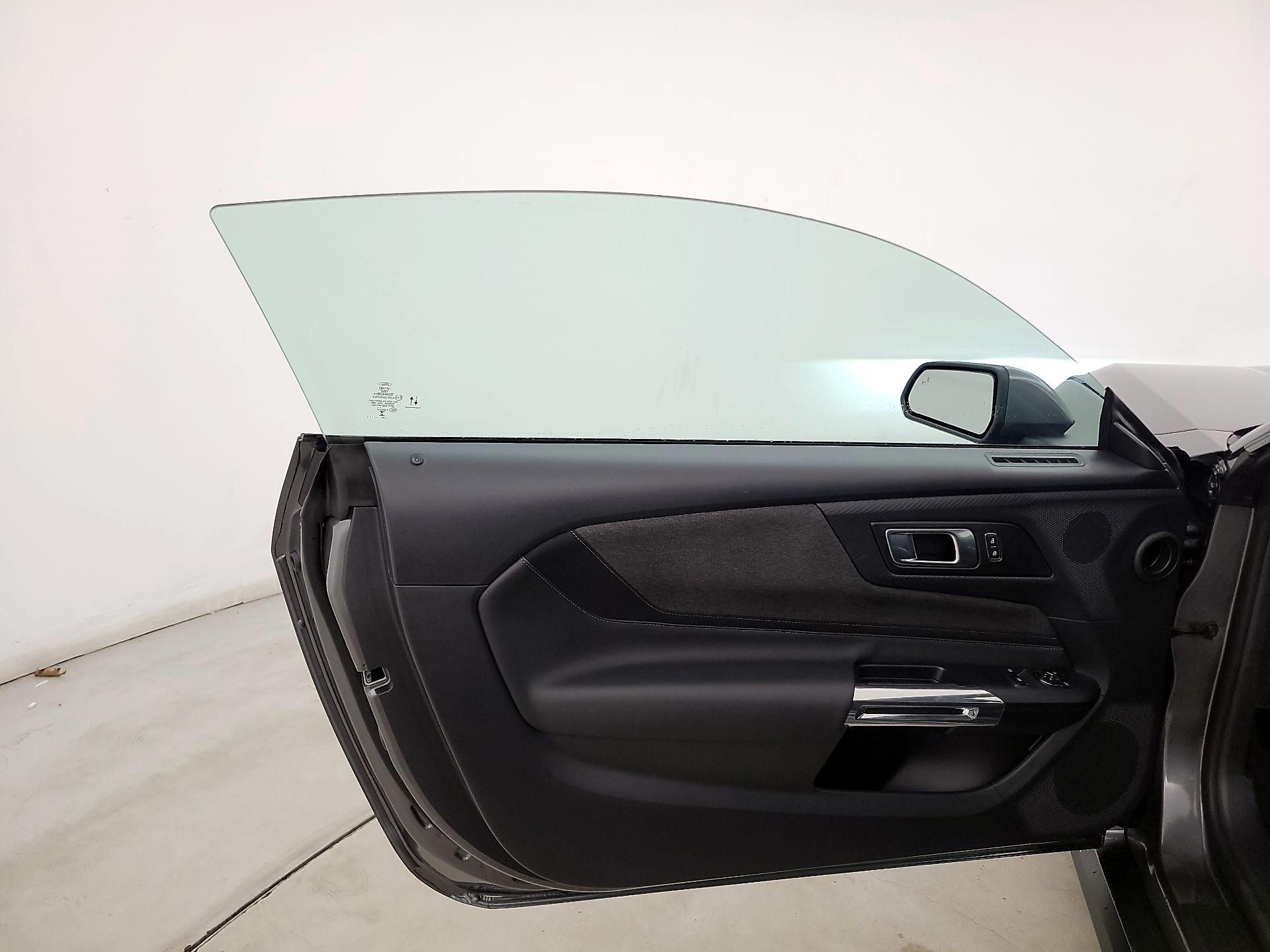 Thumbnail: 2025 Ford Mustang - 12