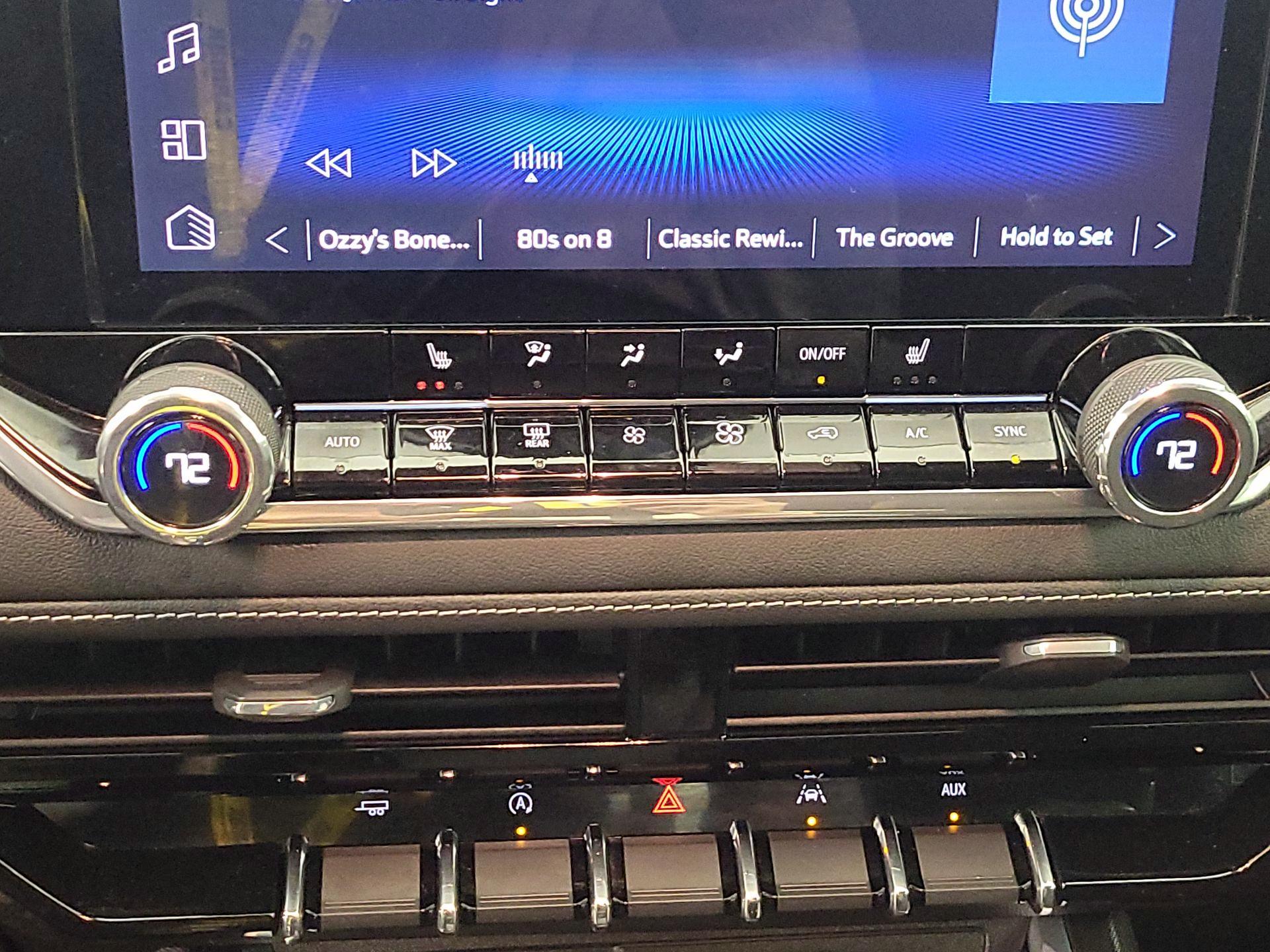 Thumbnail: 2024 Chevrolet Colorado - 16