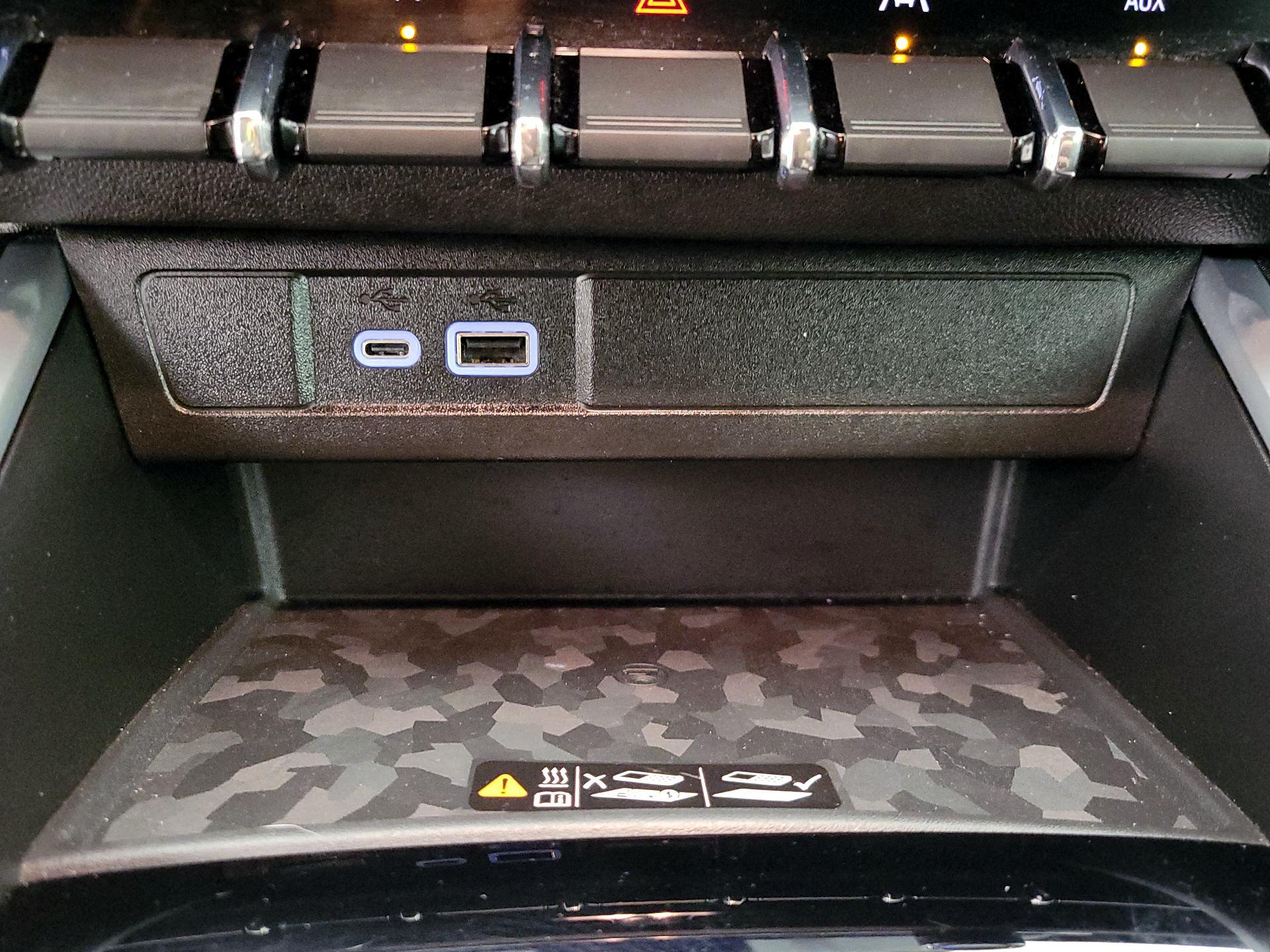 Thumbnail: 2024 Chevrolet Colorado - 18