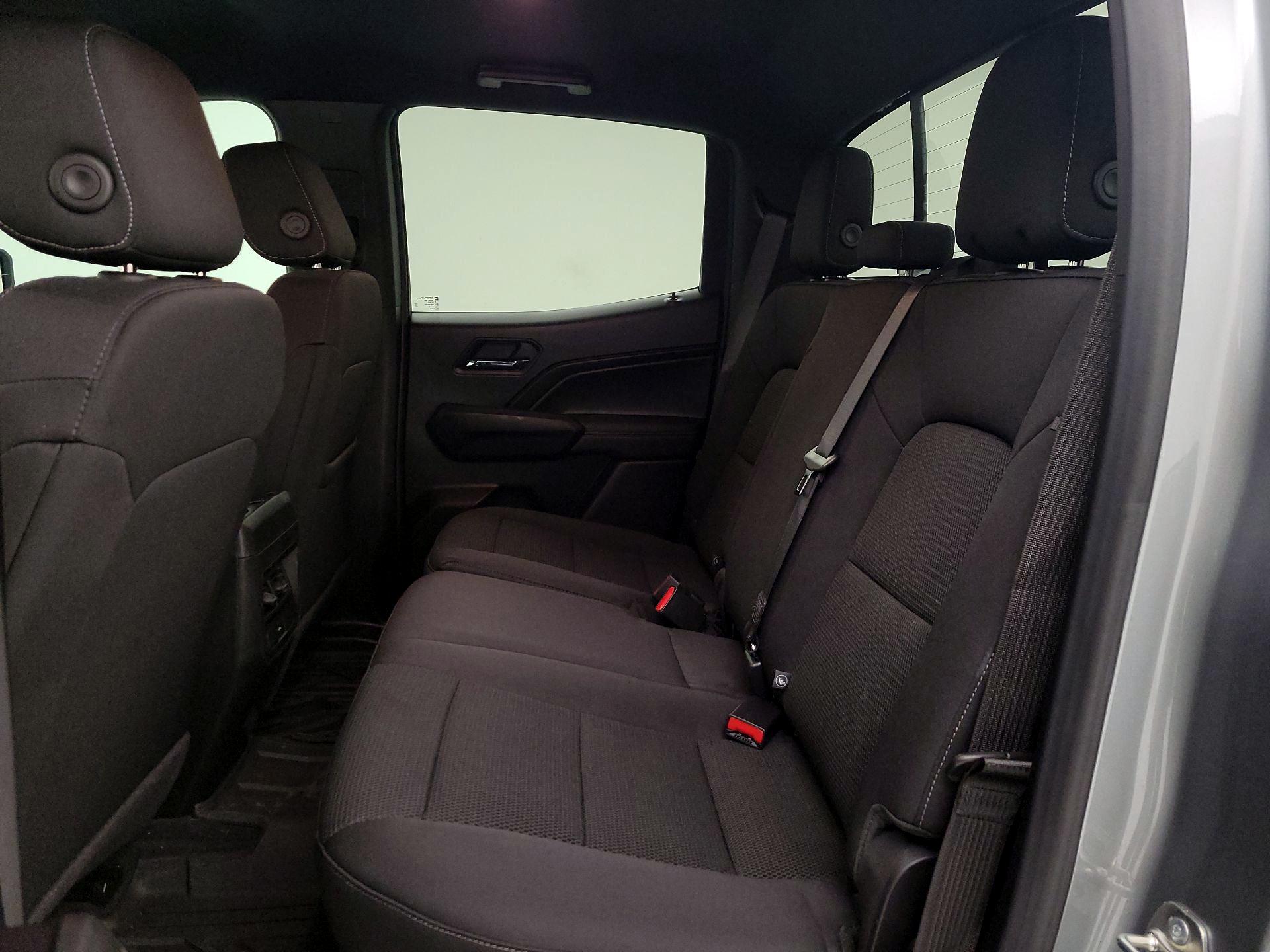 Thumbnail: 2024 Chevrolet Colorado - 19