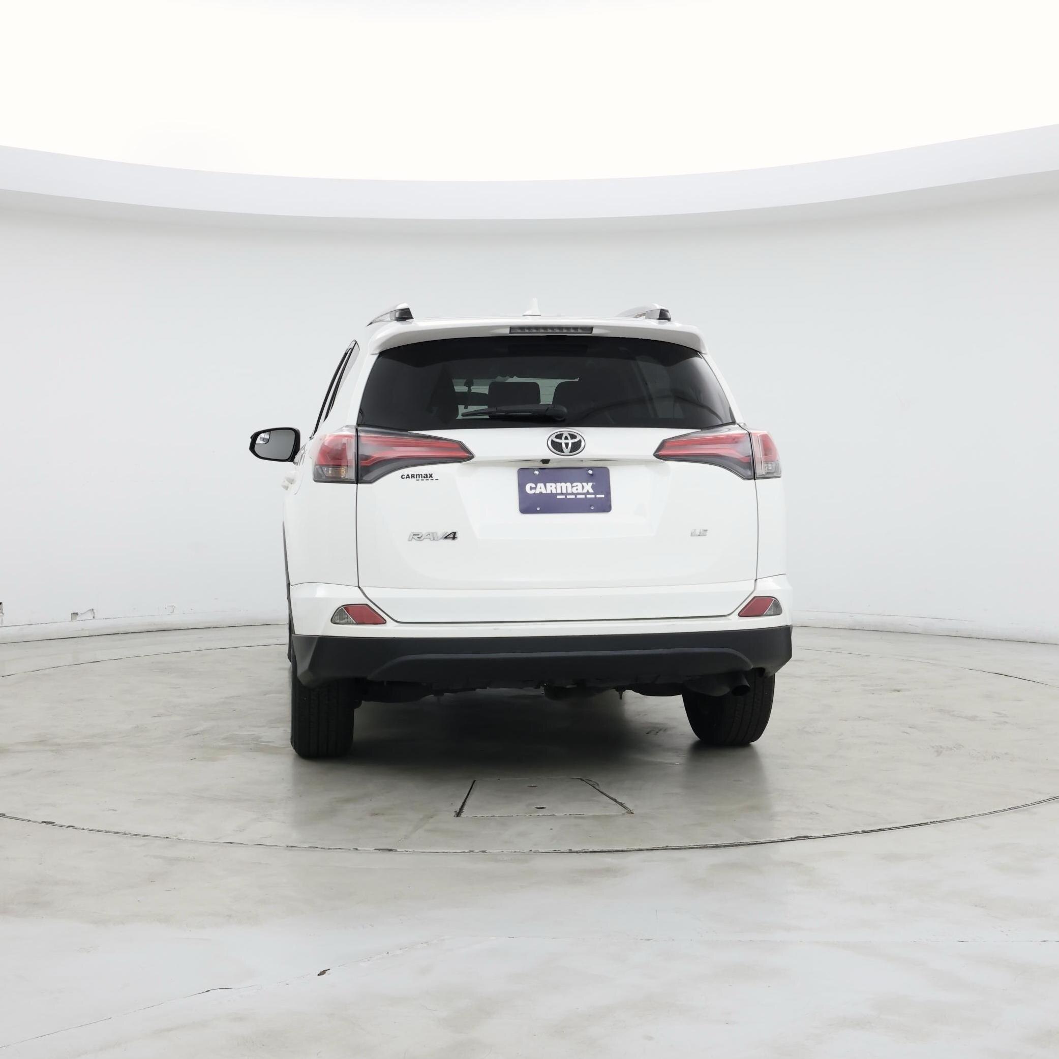 Thumbnail: 2016 Toyota RAV4 - 6