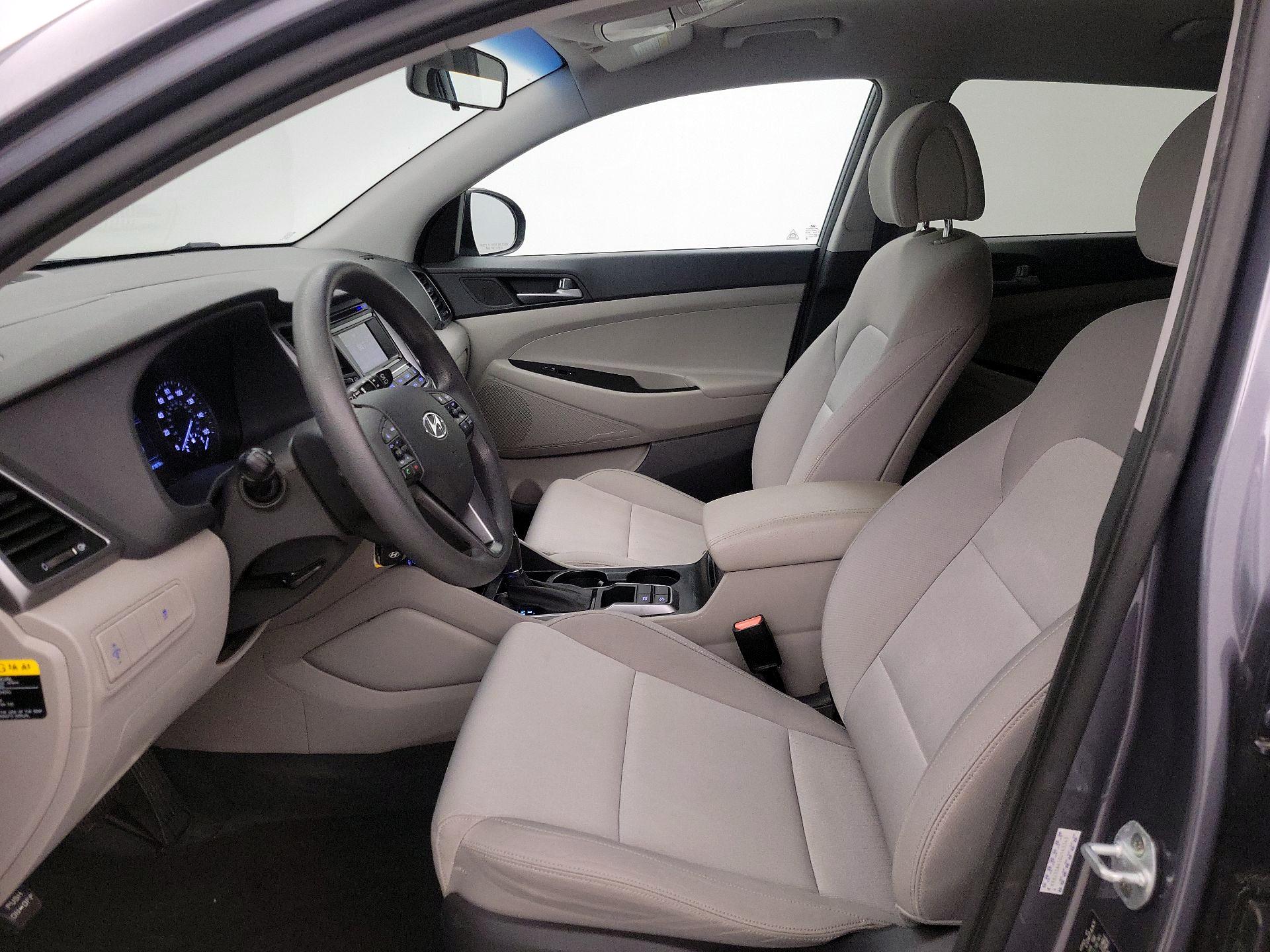 Thumbnail: 2016 Hyundai Tucson - 11