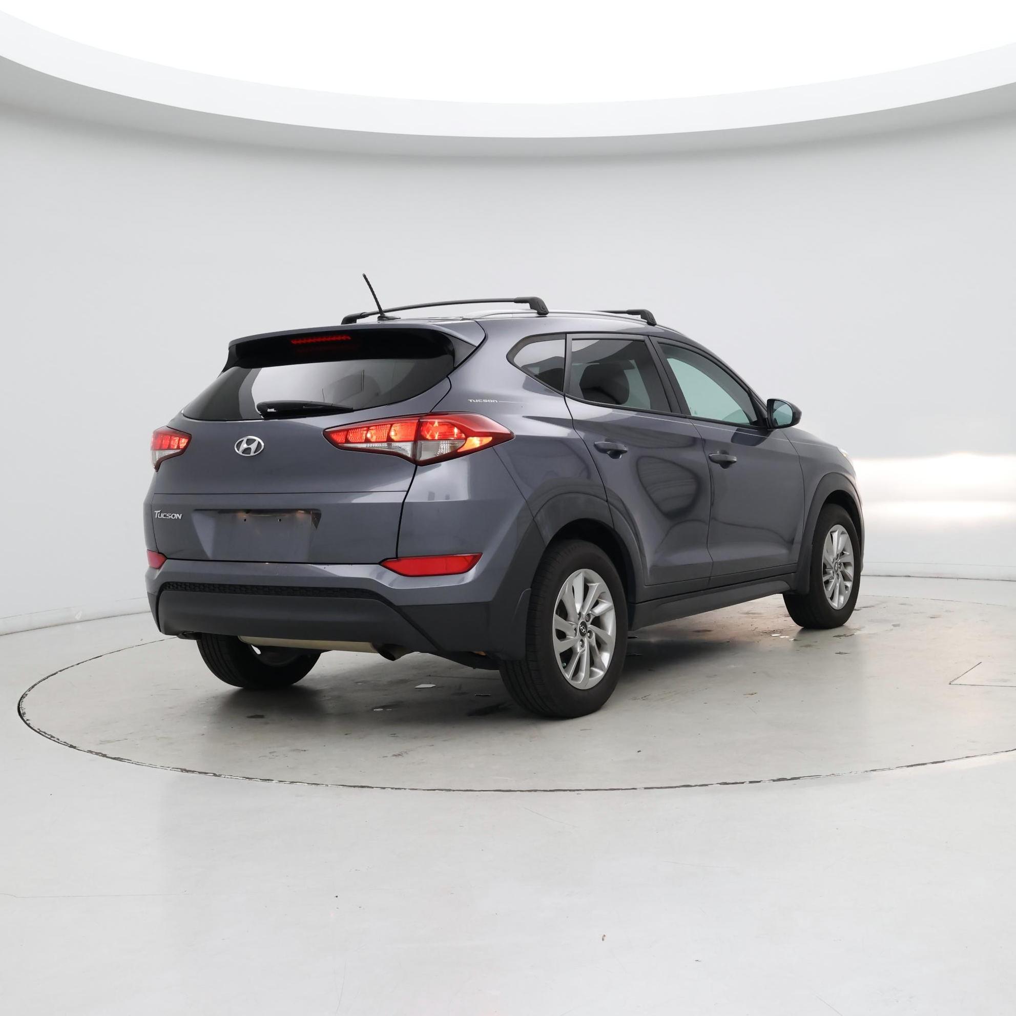 Thumbnail: 2016 Hyundai Tucson - 8