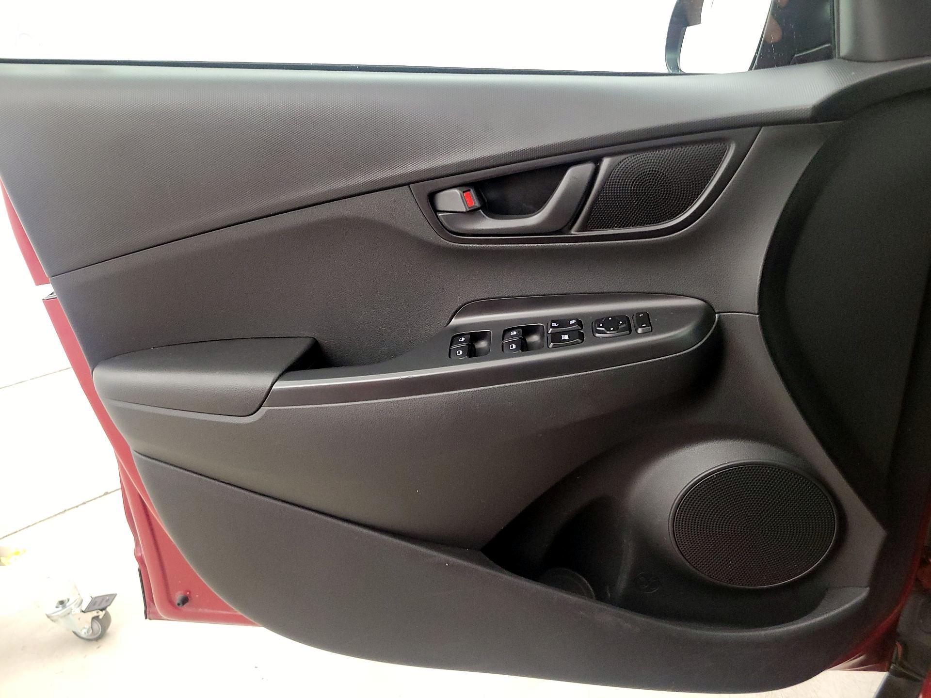 Thumbnail: 2019 Hyundai Kona - 12