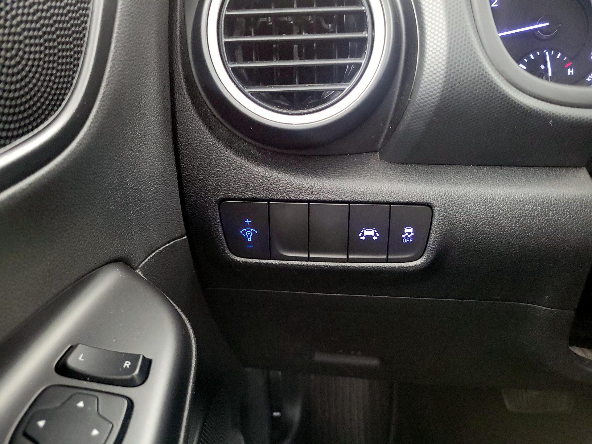 Thumbnail: 2019 Hyundai Kona - 13