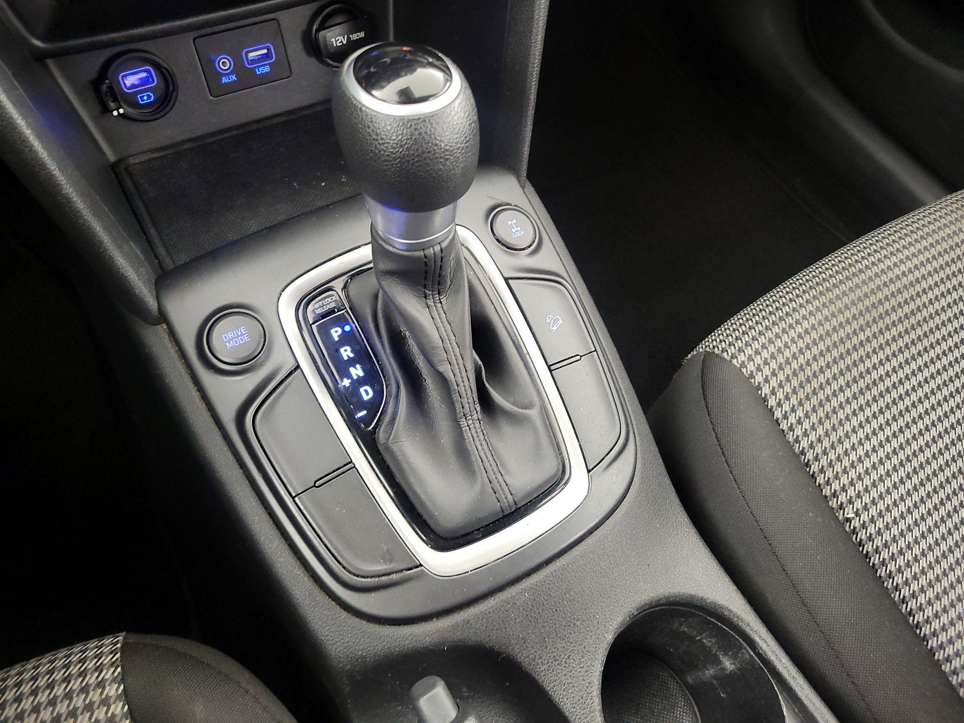 Thumbnail: 2019 Hyundai Kona - 17