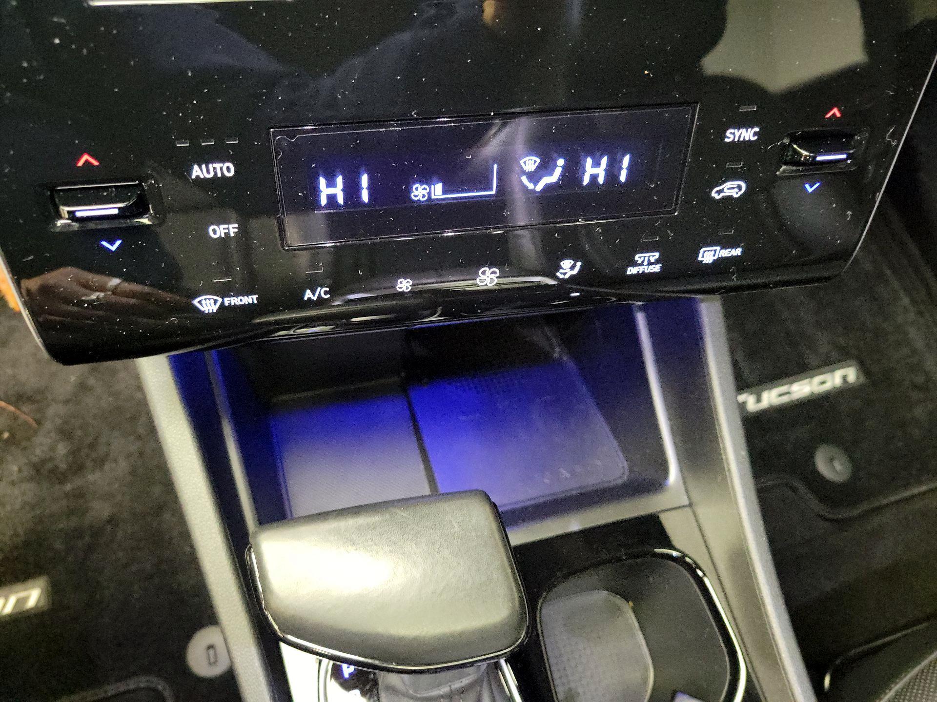 Thumbnail: 2023 Hyundai Tucson - 16