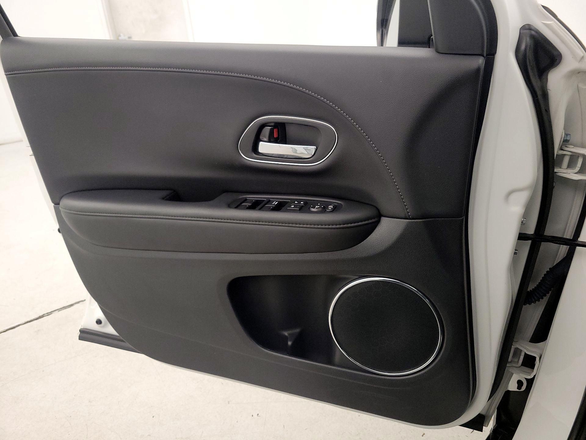 Thumbnail: 2021 Honda HR-V - 12