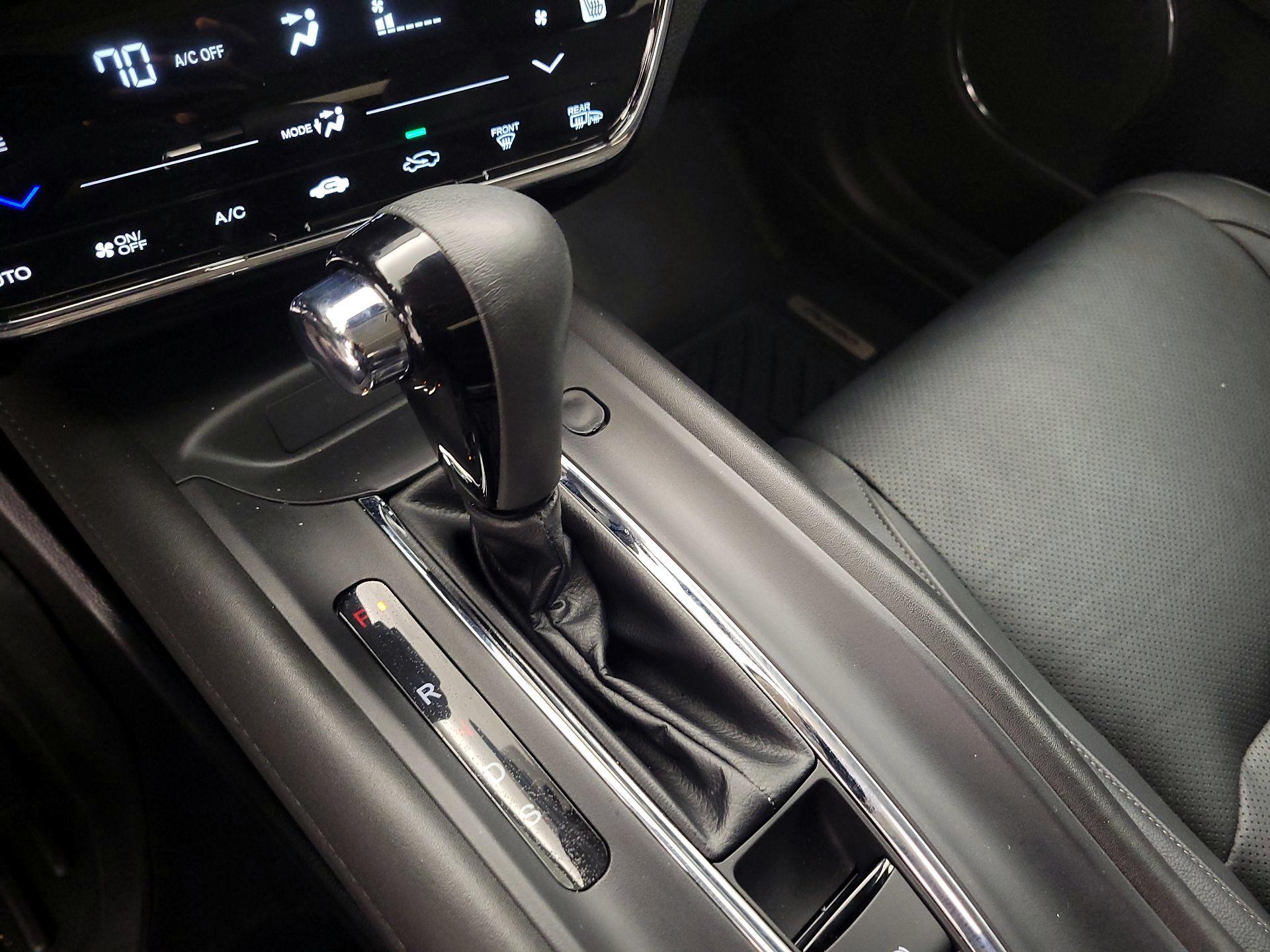 Thumbnail: 2021 Honda HR-V - 17