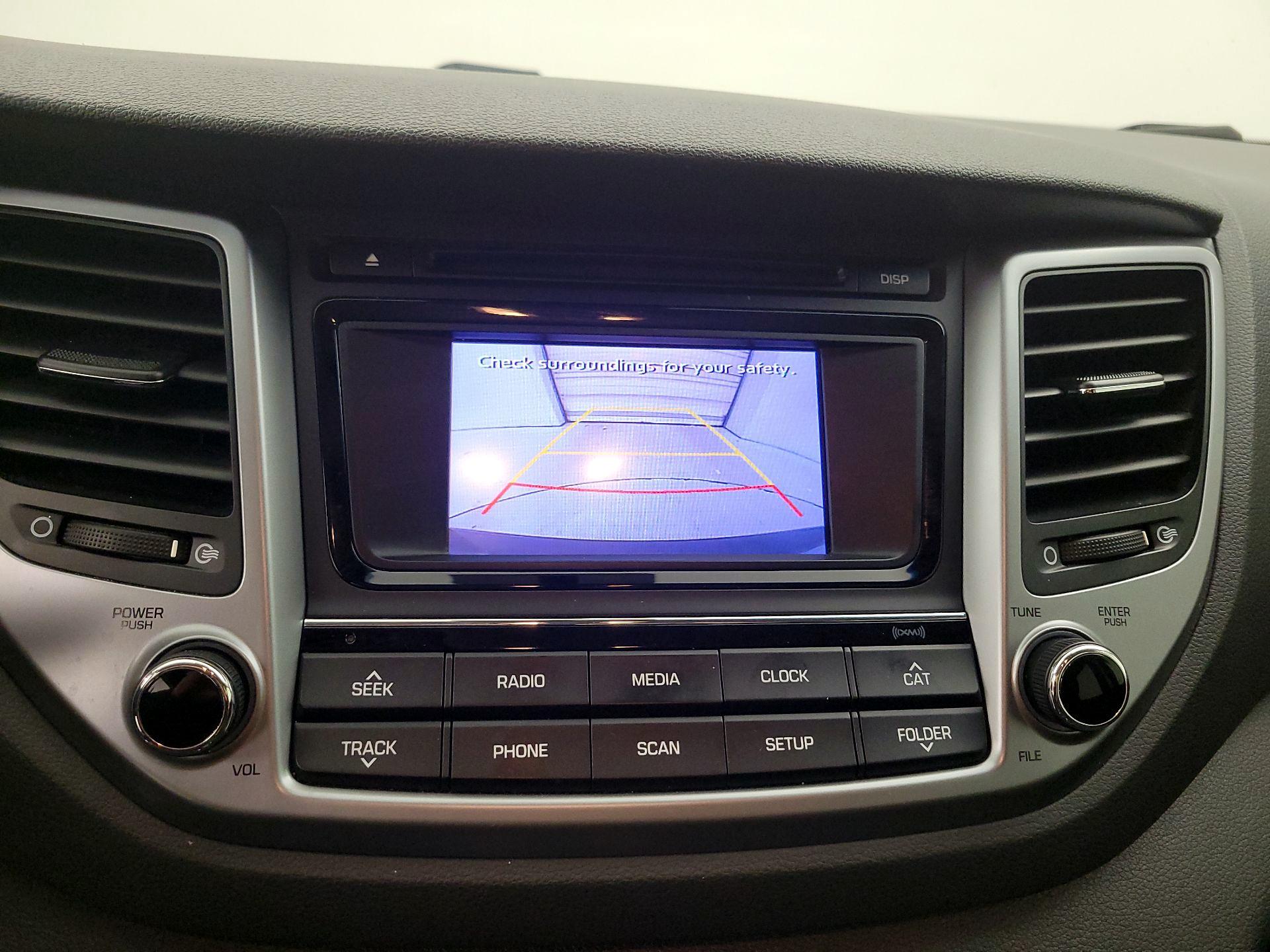 Thumbnail: 2016 Hyundai Tucson - 14