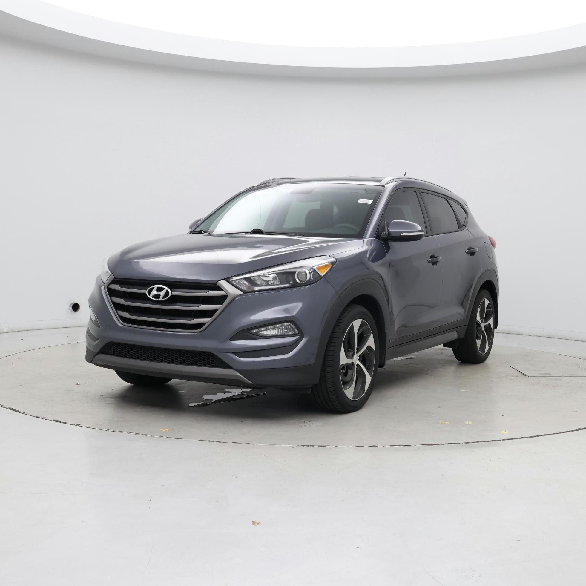 Thumbnail: 2016 Hyundai Tucson - 4