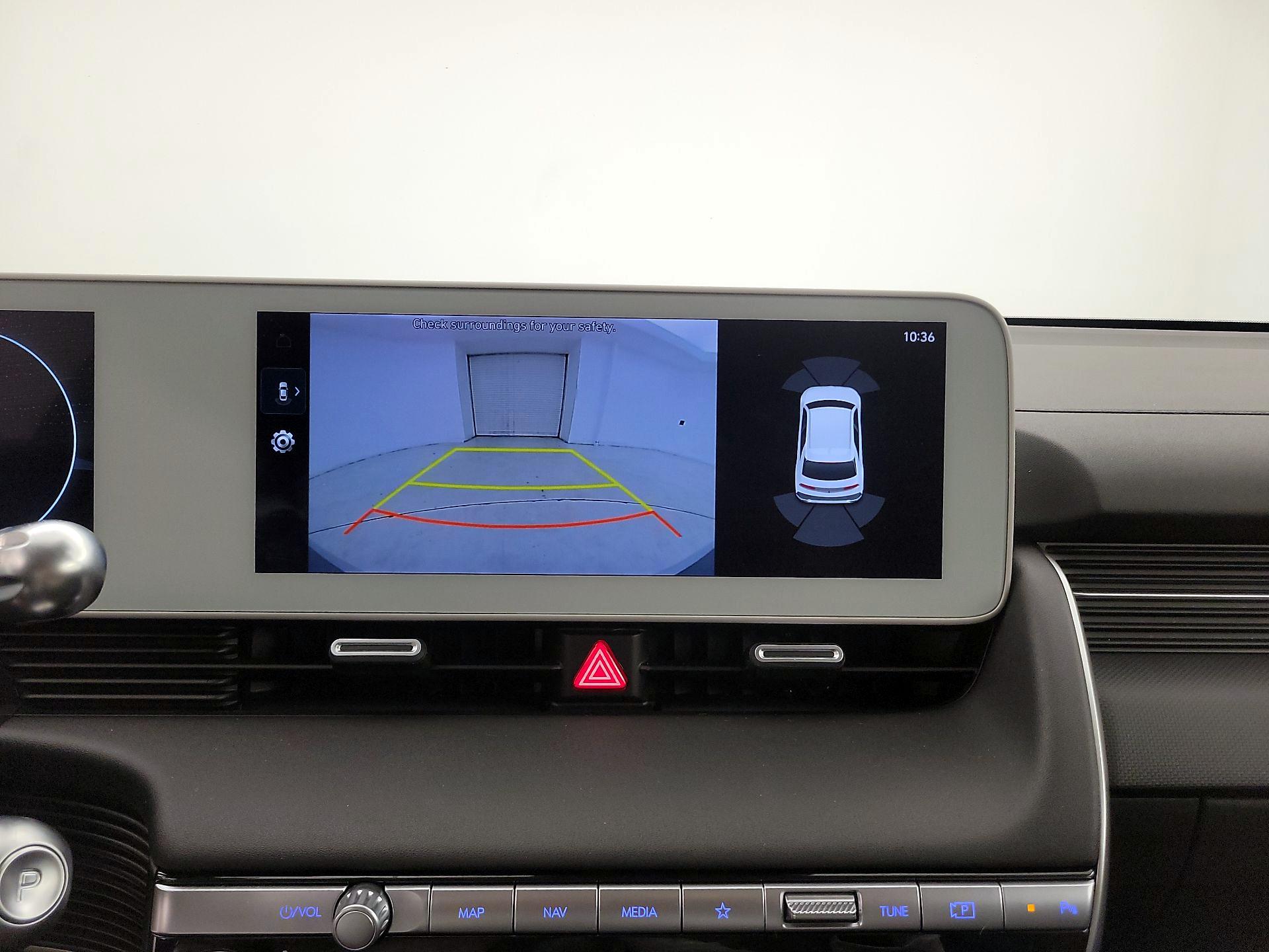 Thumbnail: 2023 Hyundai Ioniq 5 - 15