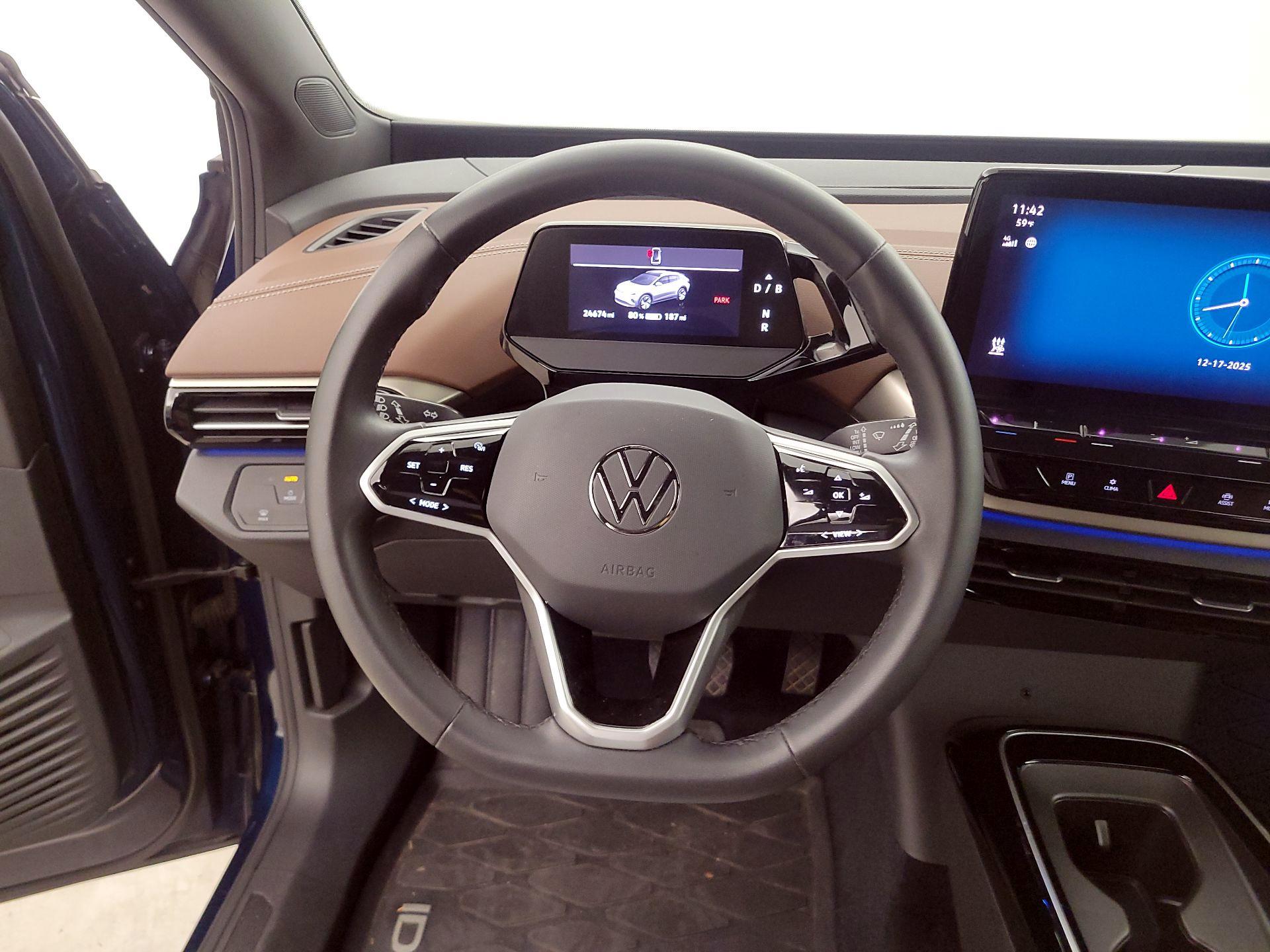 Thumbnail: 2023 Volkswagen ID.4 - 10