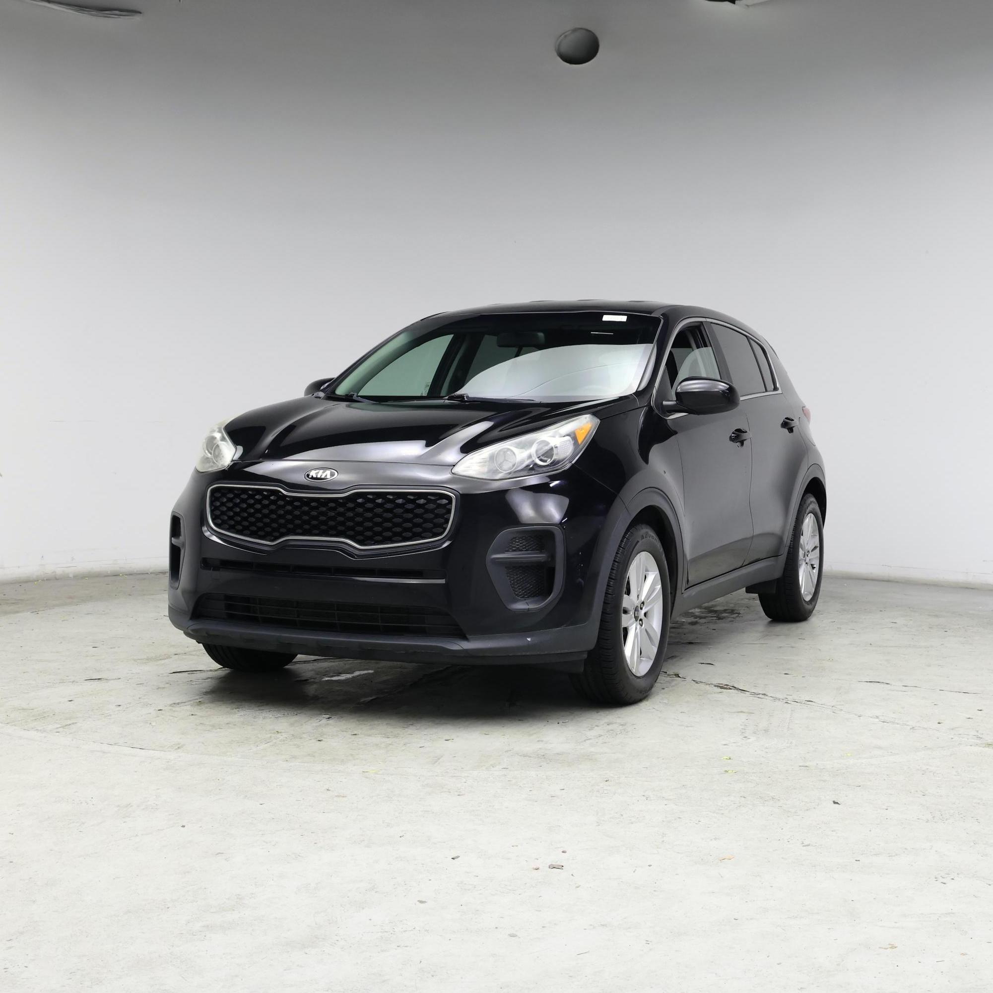 Thumbnail: 2017 Kia Sportage - 4