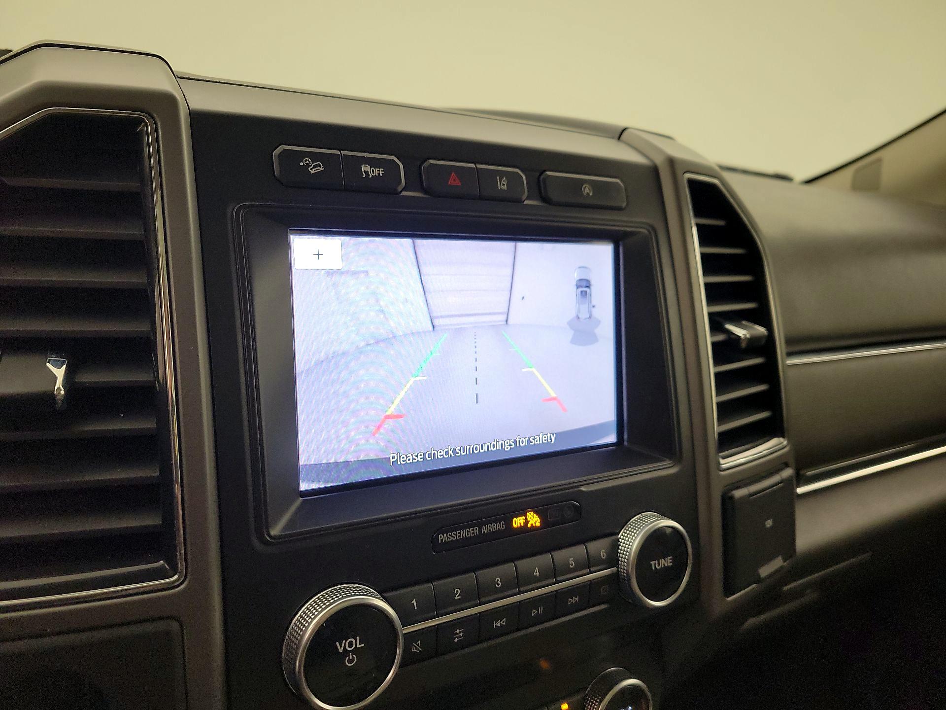 Thumbnail: 2020 Ford Expedition - 15