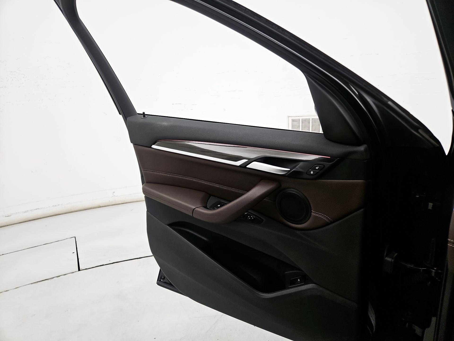 Thumbnail: 2021 BMW X1 - 12