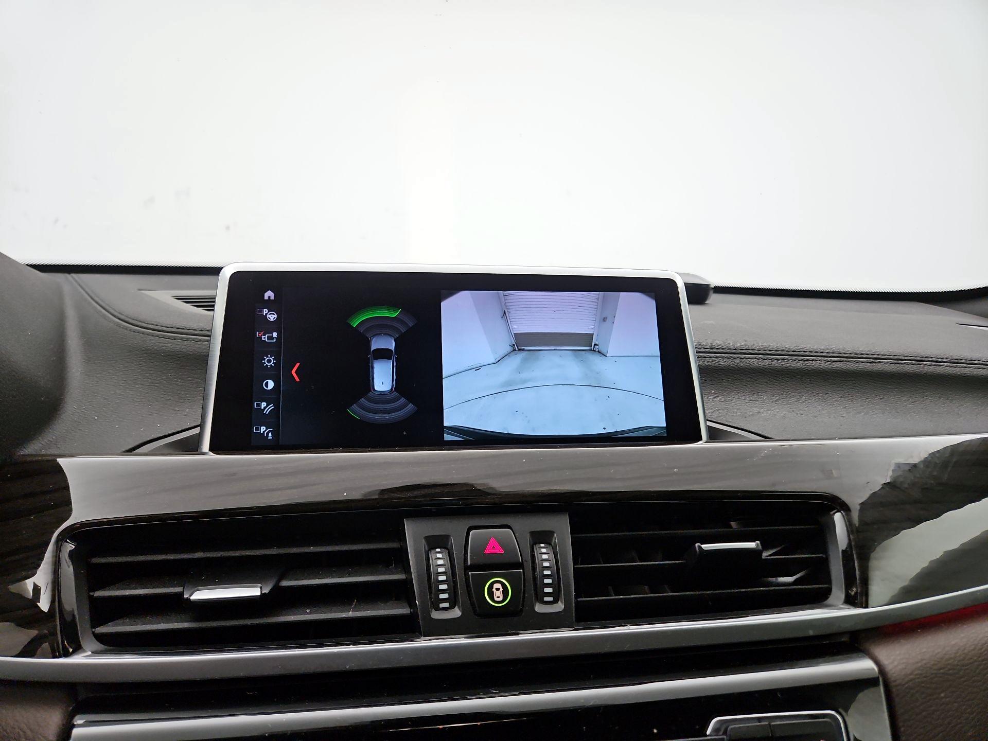 Thumbnail: 2021 BMW X1 - 15