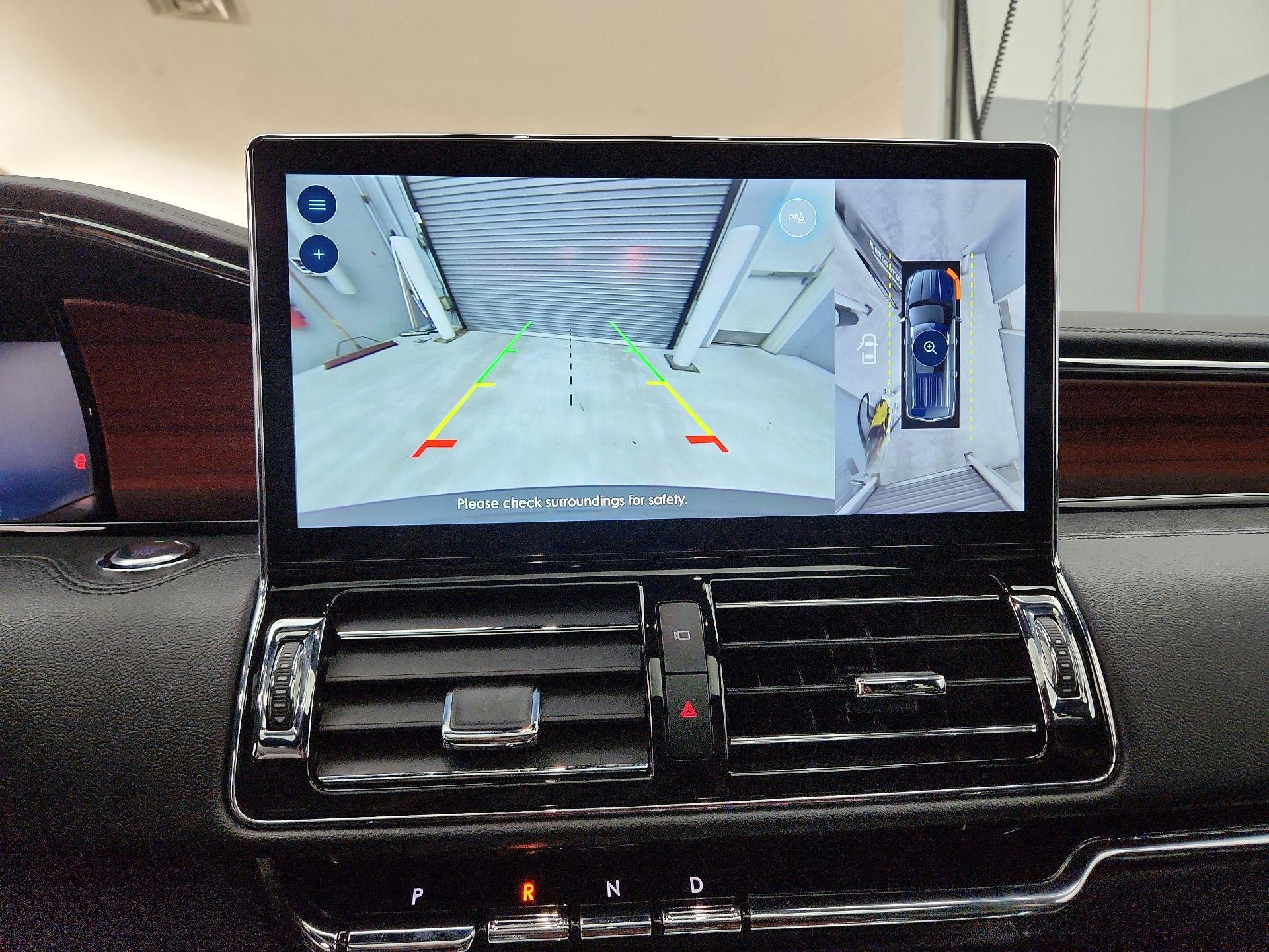 Thumbnail: 2024 Lincoln Navigator - 15