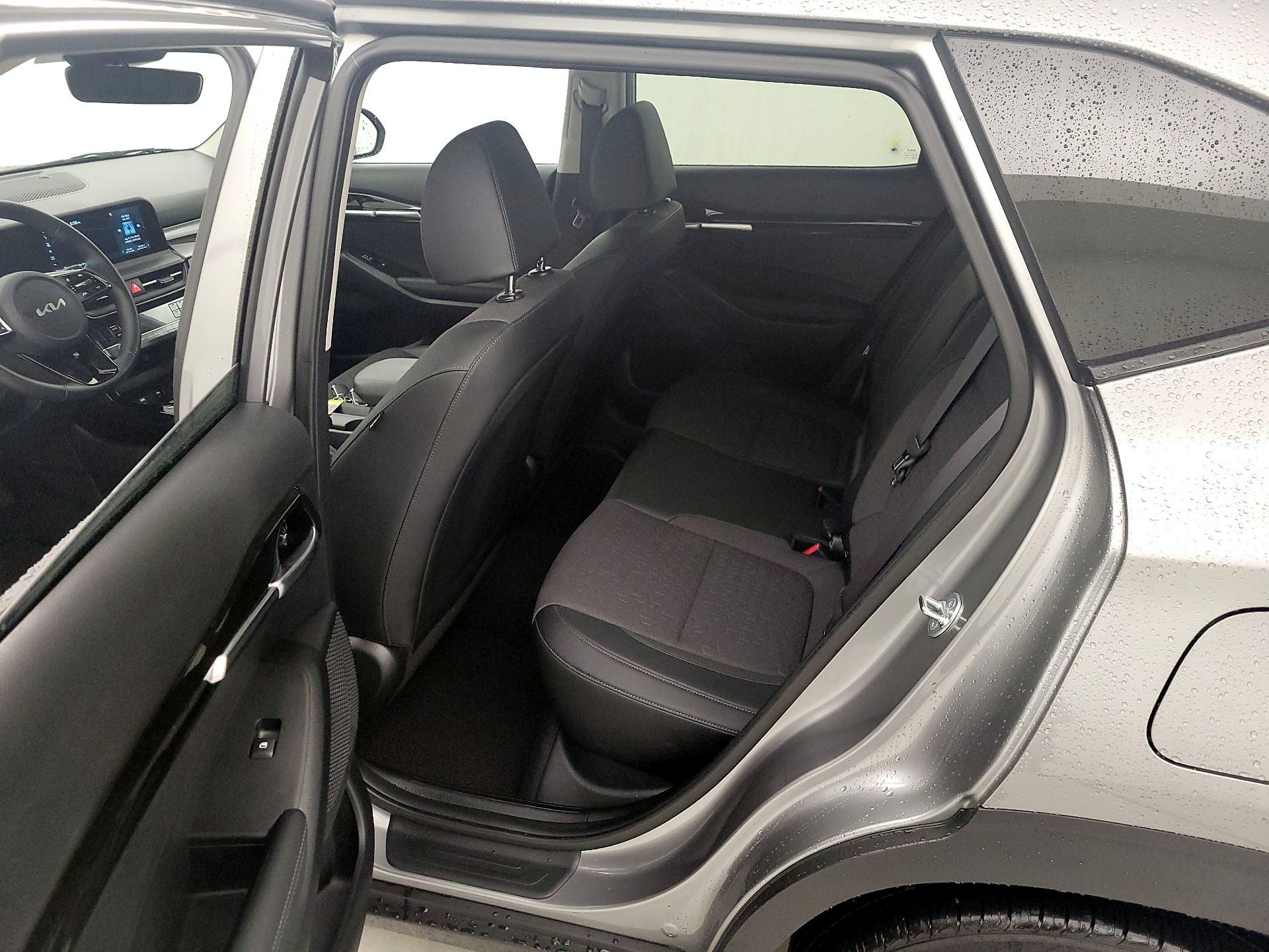 Thumbnail: 2025 Kia Seltos - 20