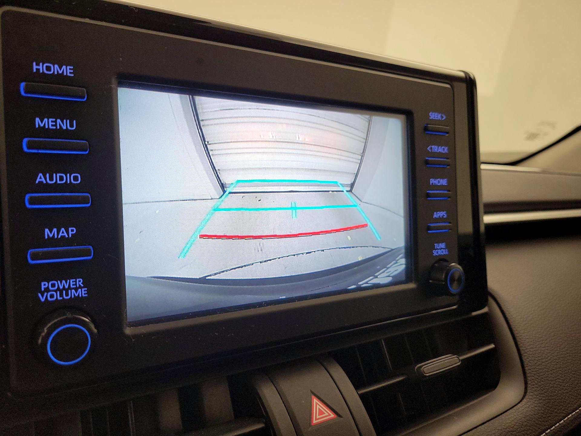 Thumbnail: 2019 Toyota RAV4 - 14