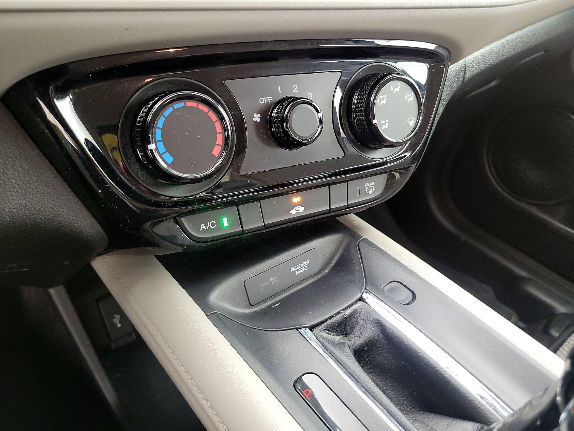 Thumbnail: 2017 Honda HR-V - 16