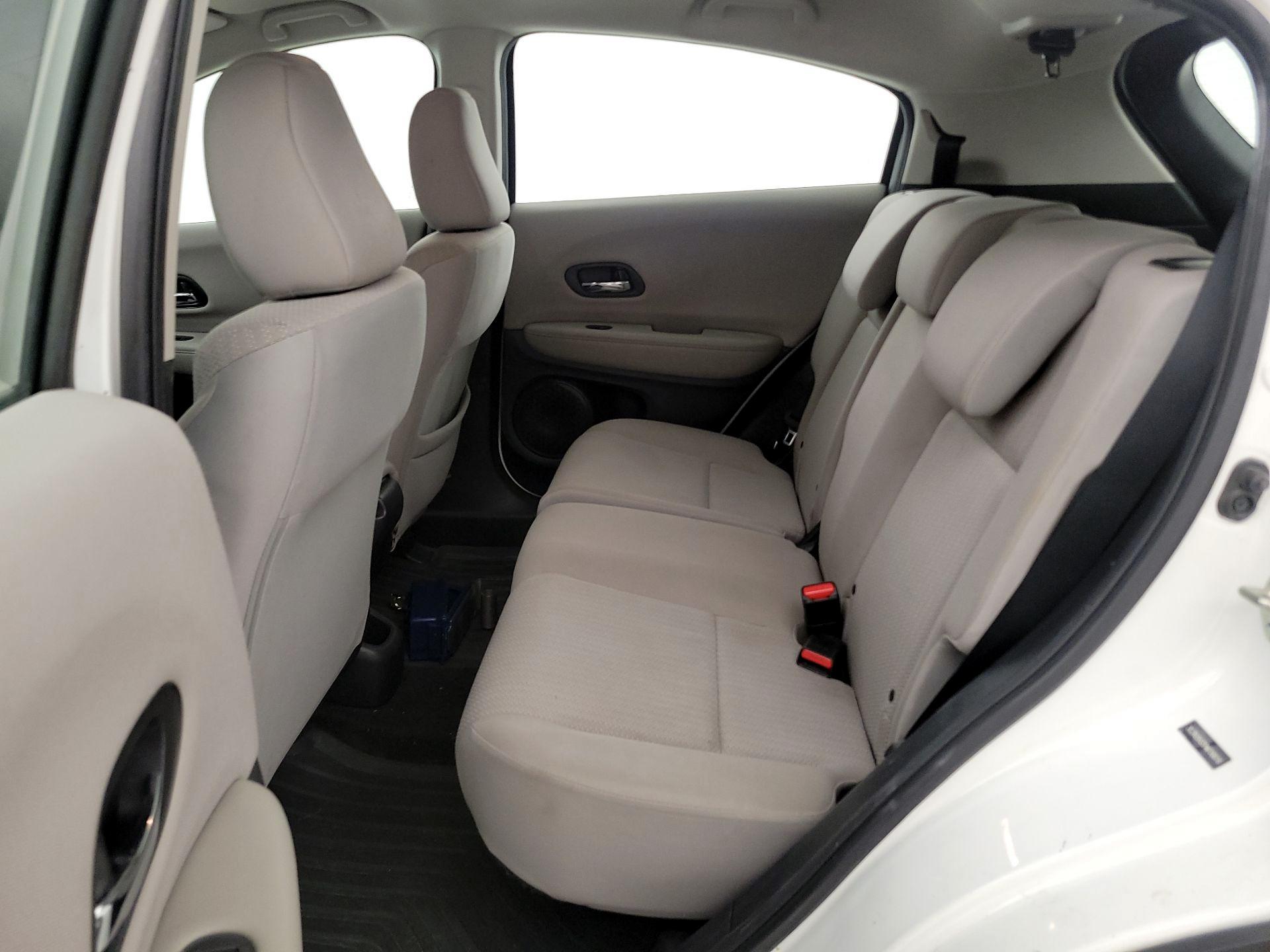 Thumbnail: 2017 Honda HR-V - 19